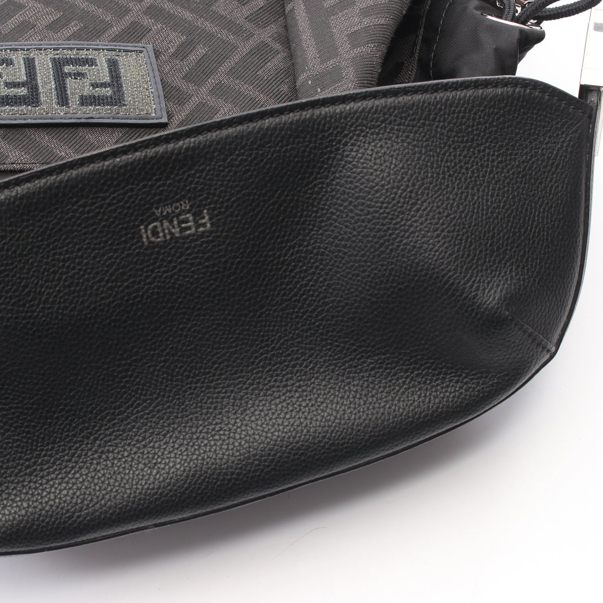 FFジャカード ドライブ ズッカ バックパック リュックサック キャンバス レザー ダークグレー ブラック フェンディ バッグ FENDI