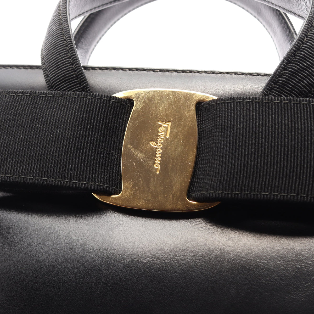 ヴァラリボン 2WAY ハンドバッグ レザー ブラック サルヴァトーレフェラガモ バッグ Salvatore Ferragamo