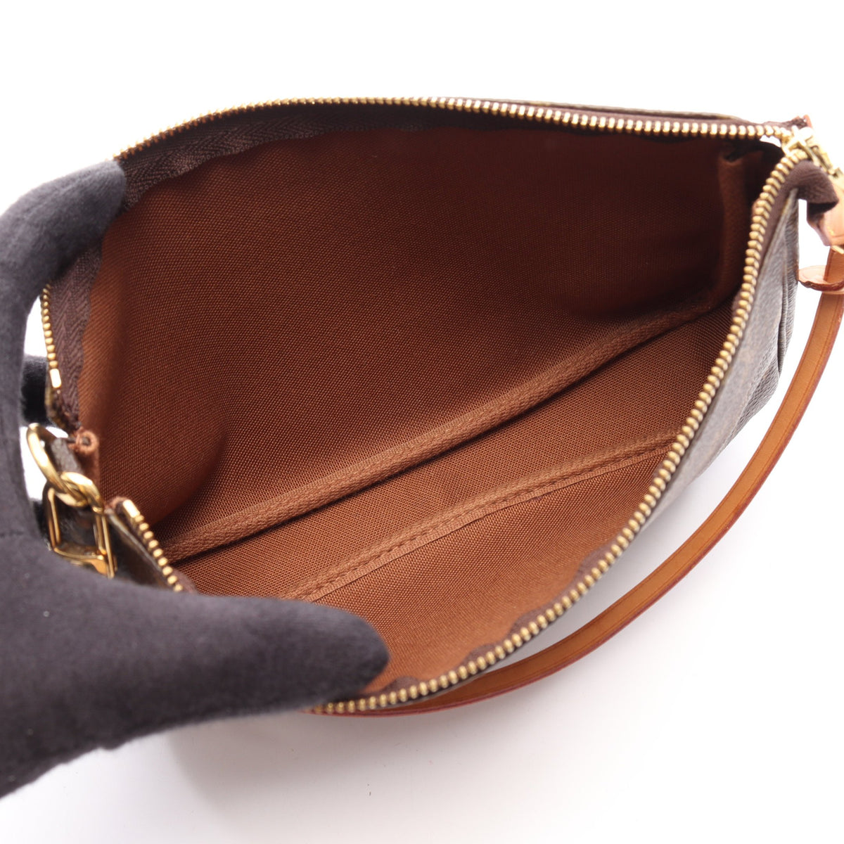 ポシェットアクセソワール モノグラム ハンドバッグ PVC レザー ブラウン ルイヴィトン バッグ LOUIS VUITTON