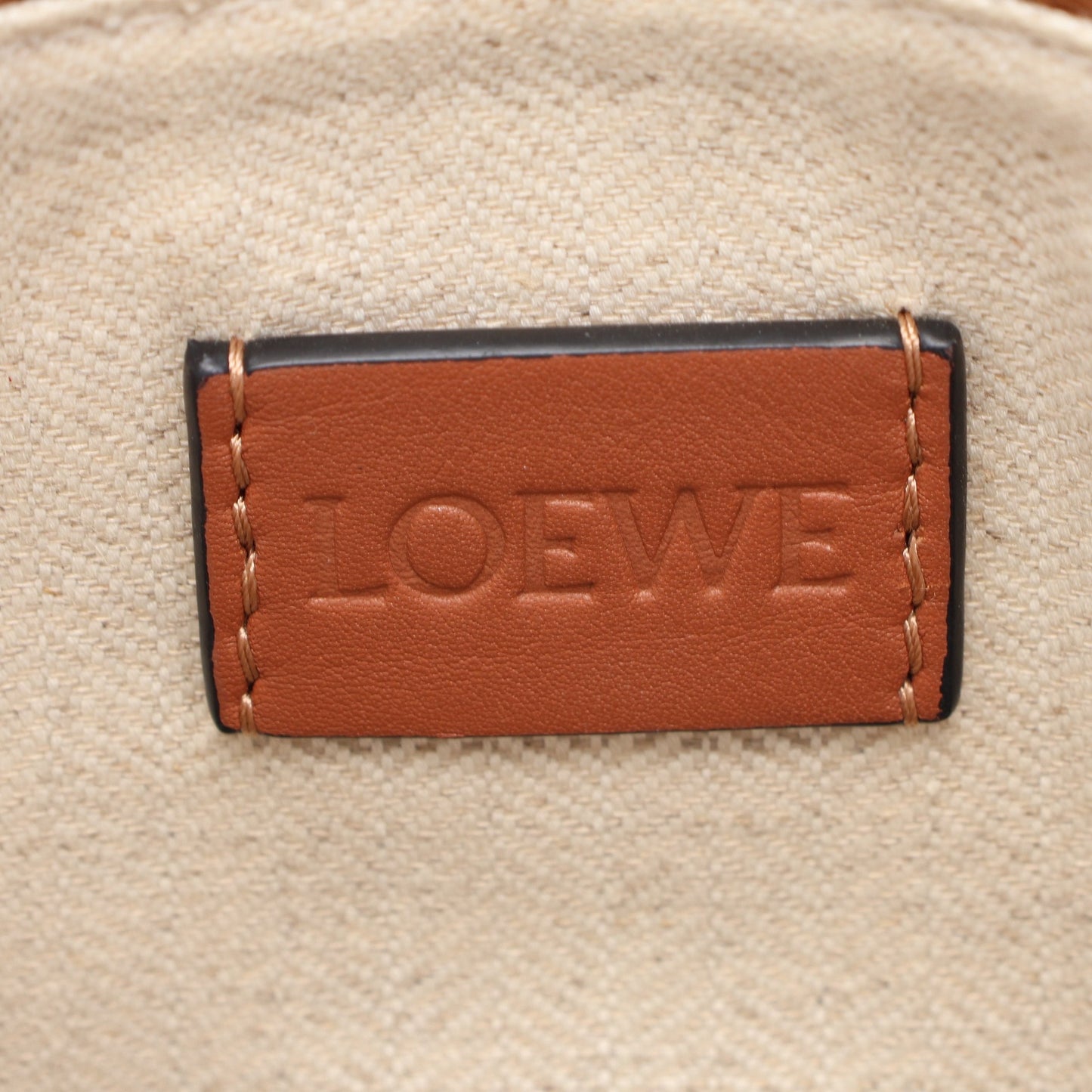 キュービィ スモール ショルダーバッグ レザー ブラウン ロエベ バッグ LOEWE