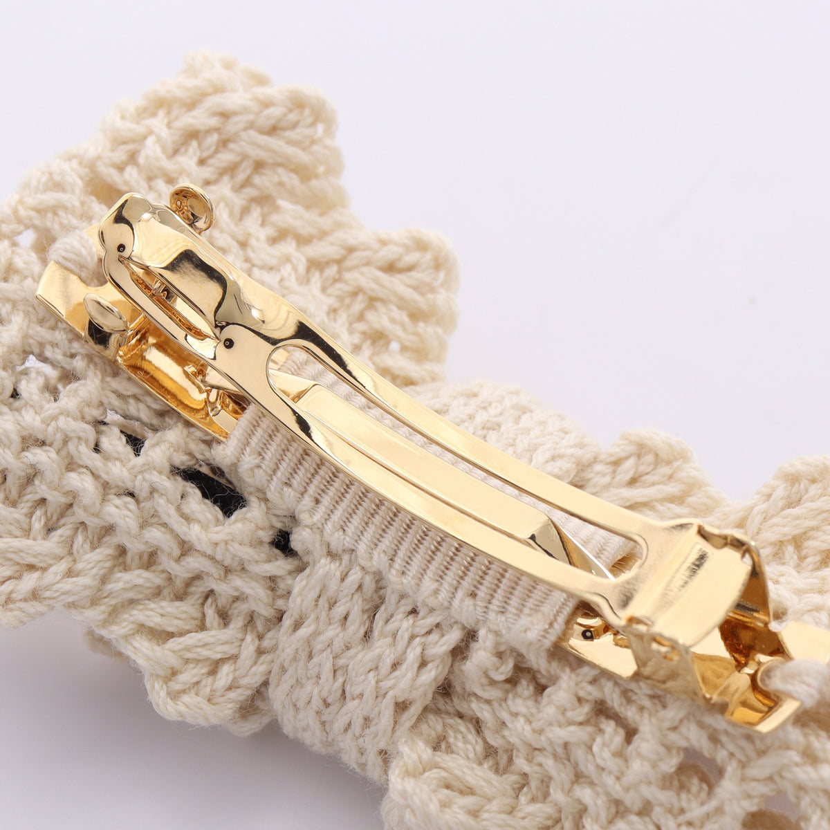 リボン バレッタ ヘアクリップ コットン オフホワイト ミュウミュウ アクセサリー miu miu