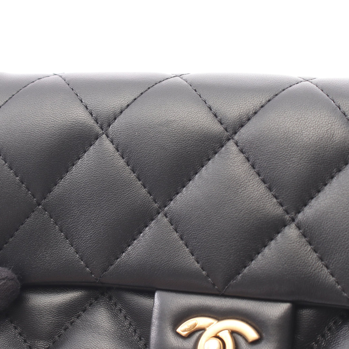 マトラッセ チェーンショルダーバッグ ラムスキン ブラック ゴールド金具 シャネル バッグ CHANEL