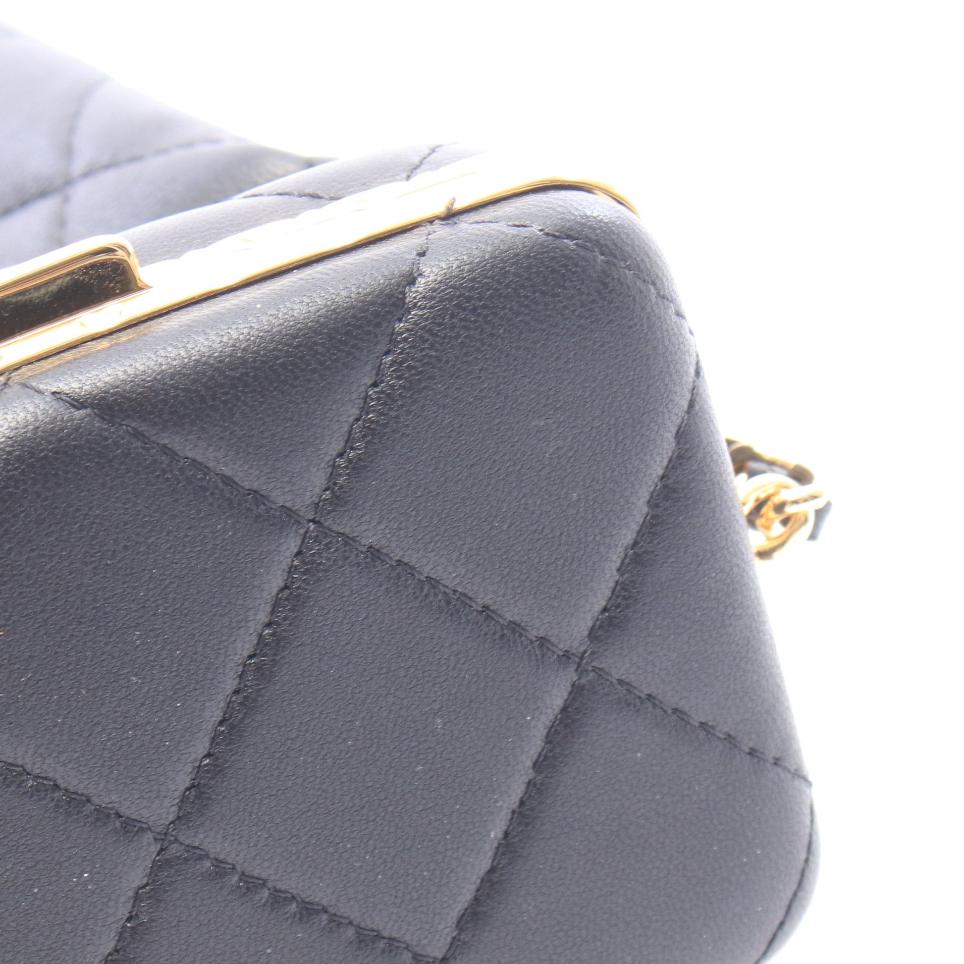マトラッセ スモール バケットバック ショルダーバッグ ラムスキン ブラック ゴールド金具 シャネル バッグ CHANEL