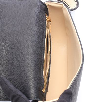 LV PONT 9 LVポンヌフ ソフトPM ノワール ショルダーバッグ レザー ブラック ルイヴィトン