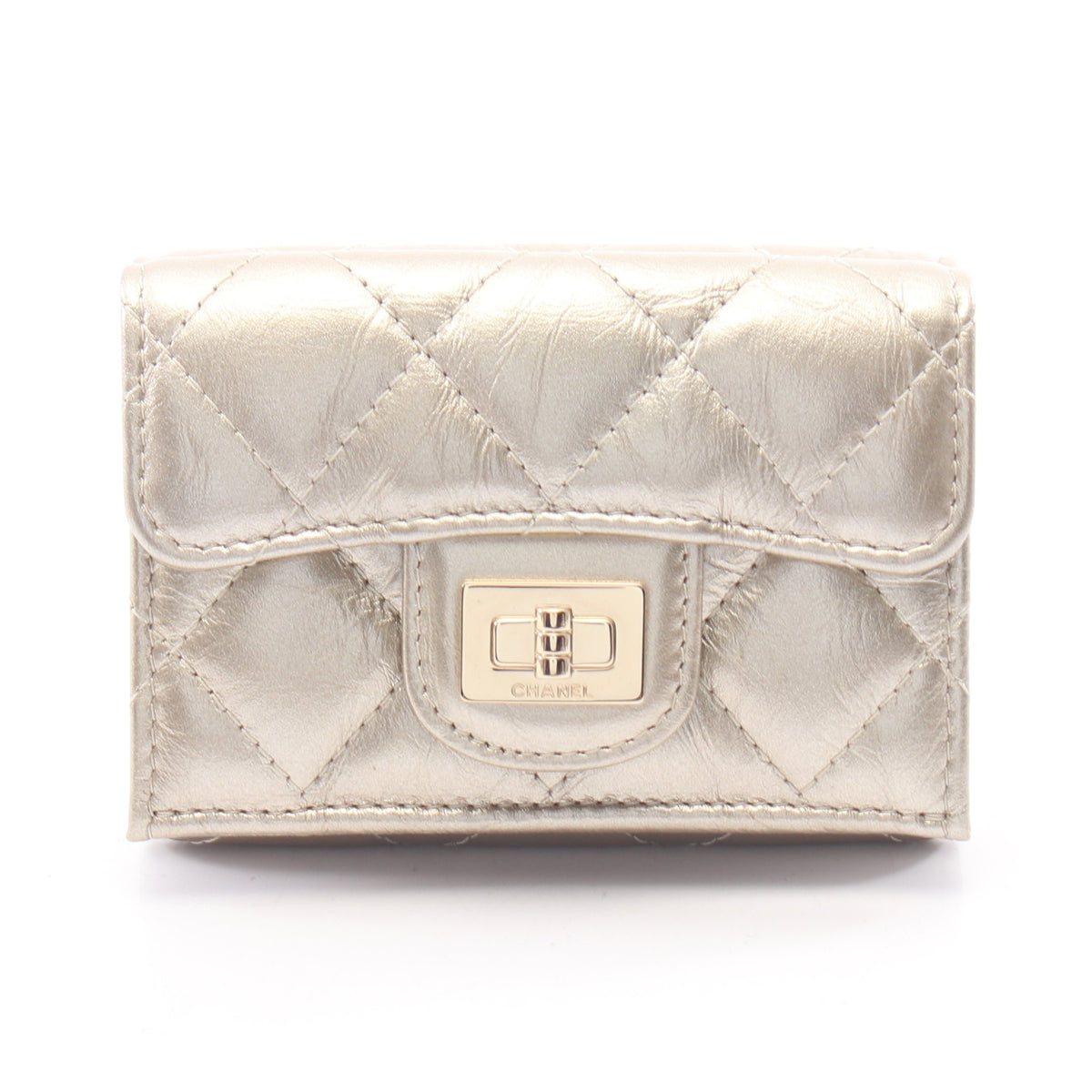 2.55 マトラッセ 三つ折り財布 レザー シャンパンゴールド ゴールド金具 シャネル 財布・小物 CHANEL