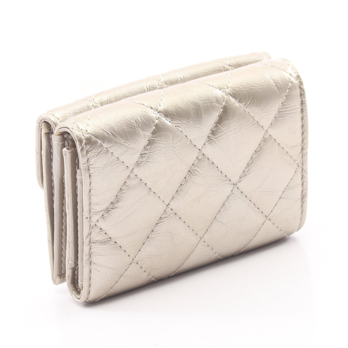 2.55 マトラッセ 三つ折り財布 レザー シャンパンゴールド ゴールド金具 シャネル 財布・小物 CHANEL