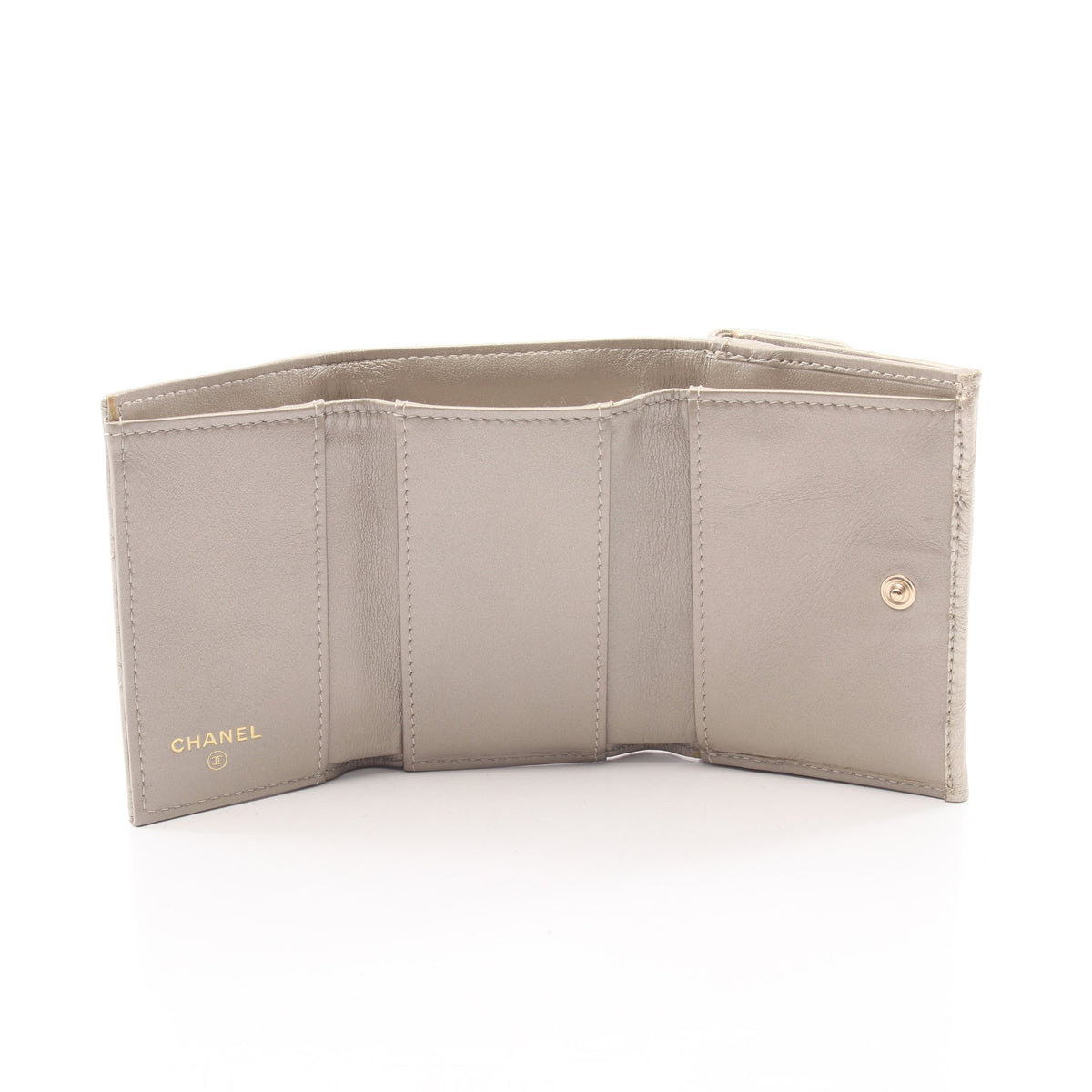 2.55 マトラッセ 三つ折り財布 レザー シャンパンゴールド ゴールド金具 シャネル 財布・小物 CHANEL