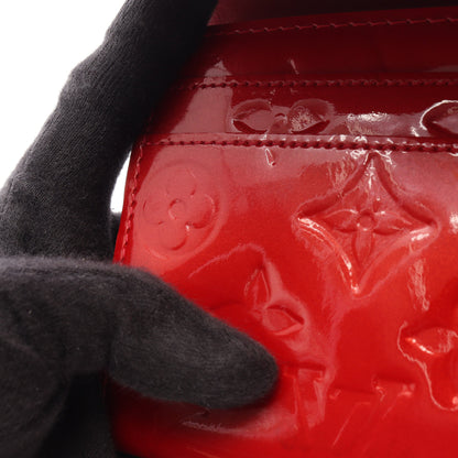 ポルトフォイユ サラ モノグラムヴェルニ ポムダムール 二つ折り長財布 レザー レッド ルイヴィトン 財布・小物 LOUIS VUITTON