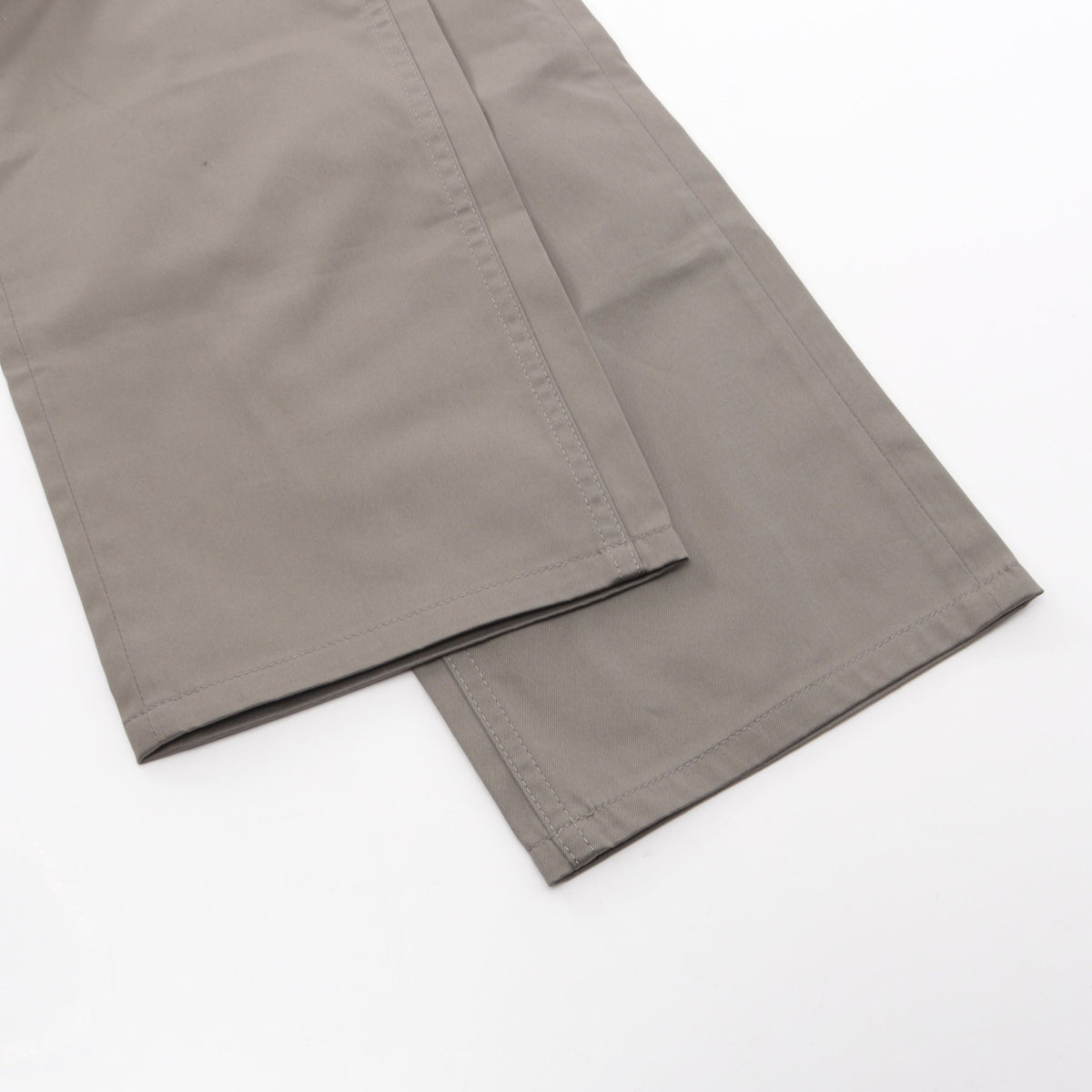 セリエボタン チノパンツ コットン グレーグリーン エルメス