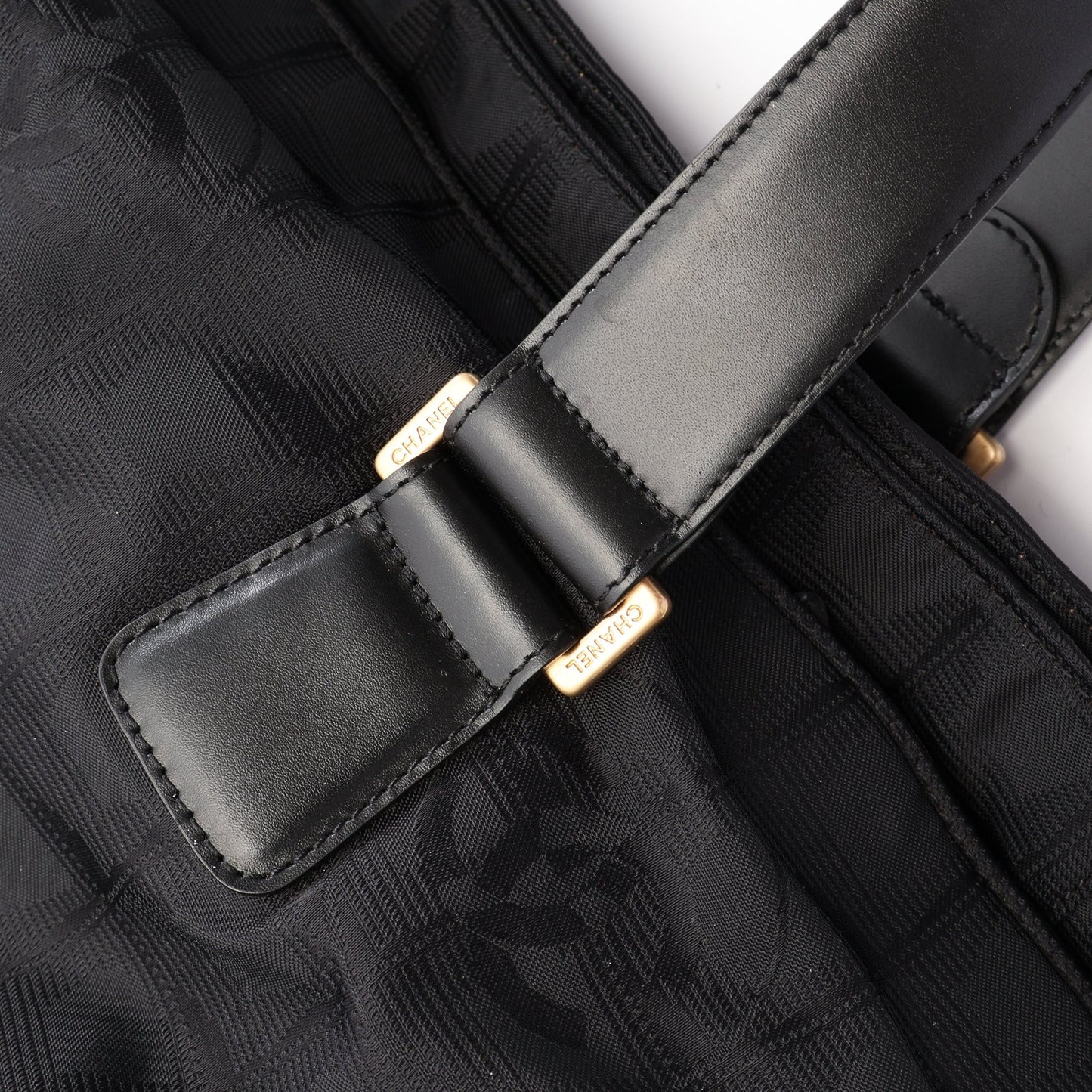 ニュートラベルライン ボストンバッグ ナイロンキャンバス レザー ブラック ゴールド金具 シャネル