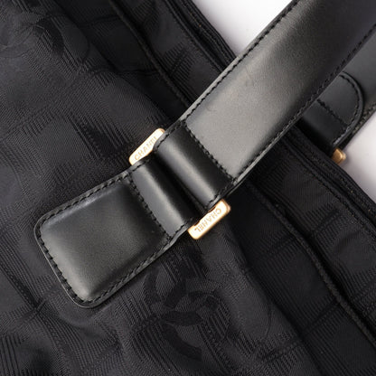 ニュートラベルライン ボストンバッグ ナイロンキャンバス レザー ブラック ゴールド金具 シャネル
