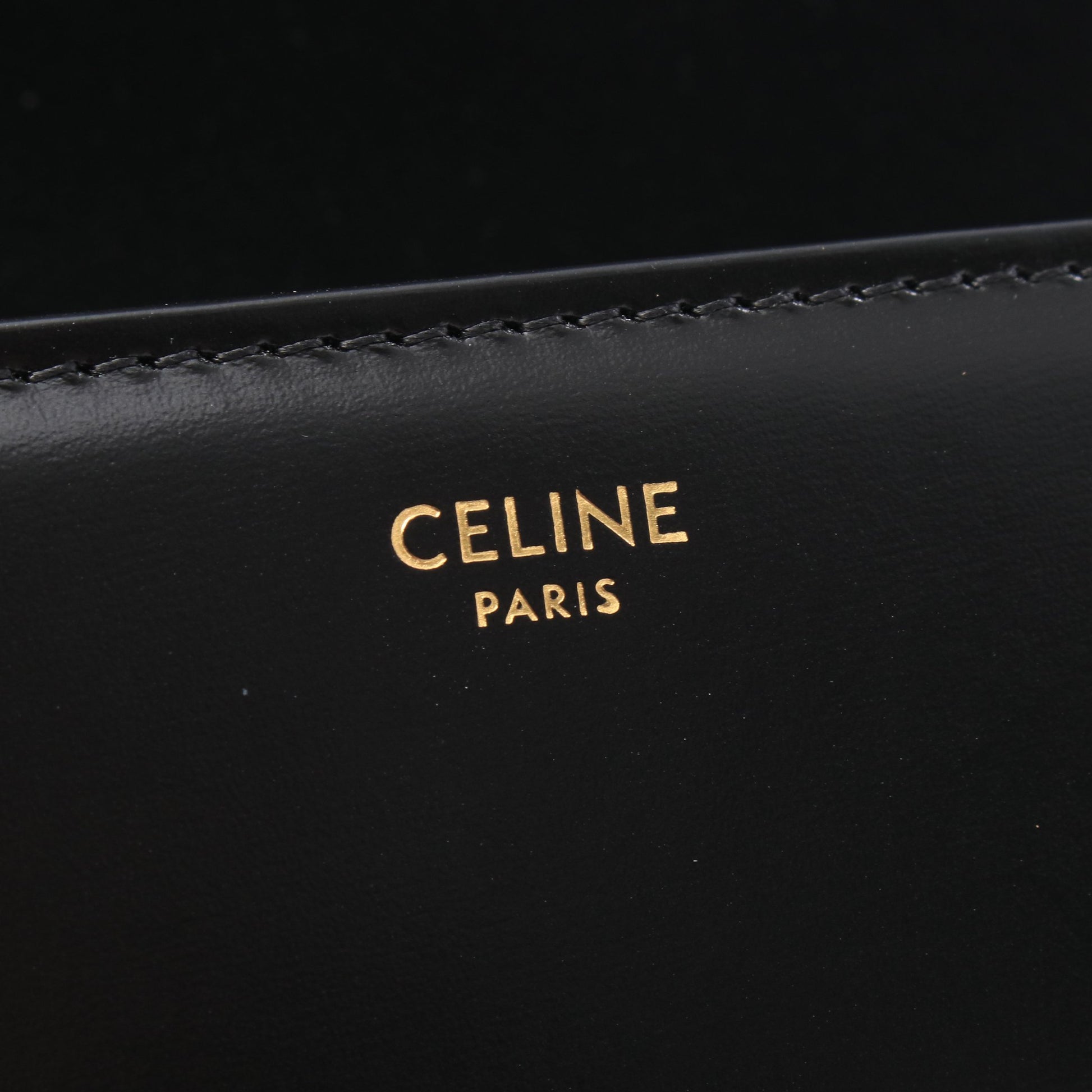 クラシック トリオンフ ミディアム ショルダーバッグ レザー ブラック セリーヌ バッグ CELINE