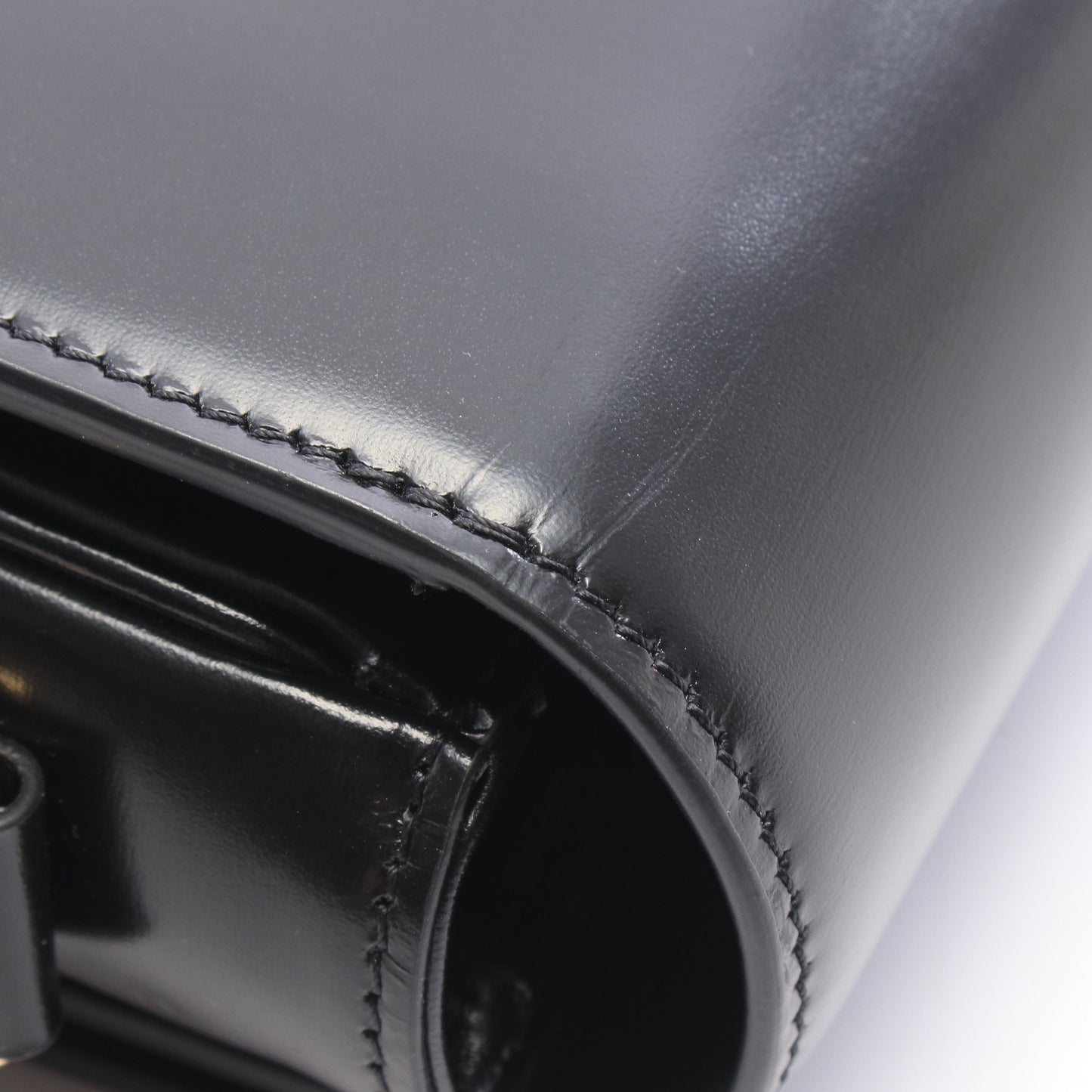 クラシック トリオンフ ミディアム ショルダーバッグ レザー ブラック セリーヌ バッグ CELINE