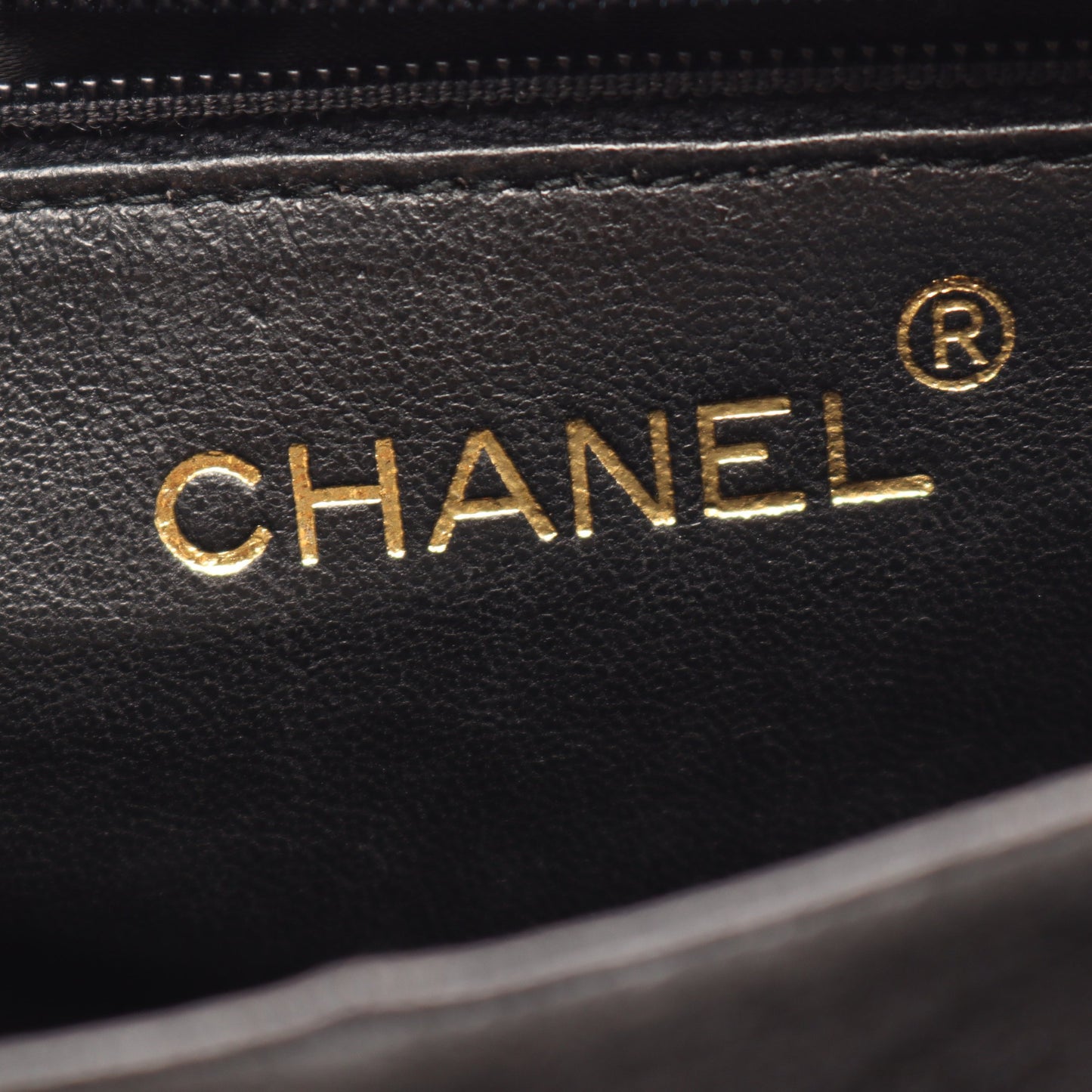 ココマーク ダイヤステッチ チェーンショルダーバッグ スエード ブラック ゴールド金具 シャネル バッグ CHANEL