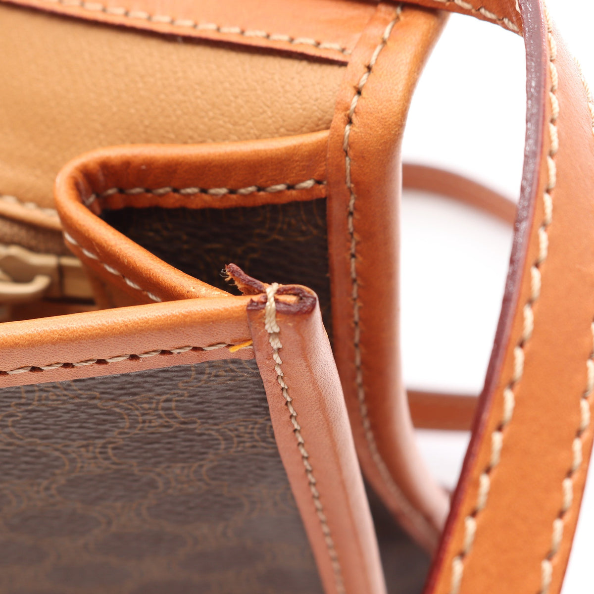 マカダム ショルダーバッグ PVC レザー ブラウン ベージュ セリーヌ バッグ CELINE