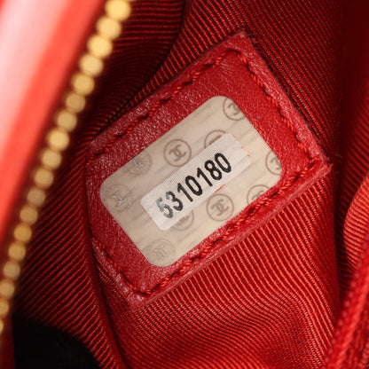 ロゴ チェーンショルダーバッグ キャビアスキン レッド ゴールド金具 シャネル