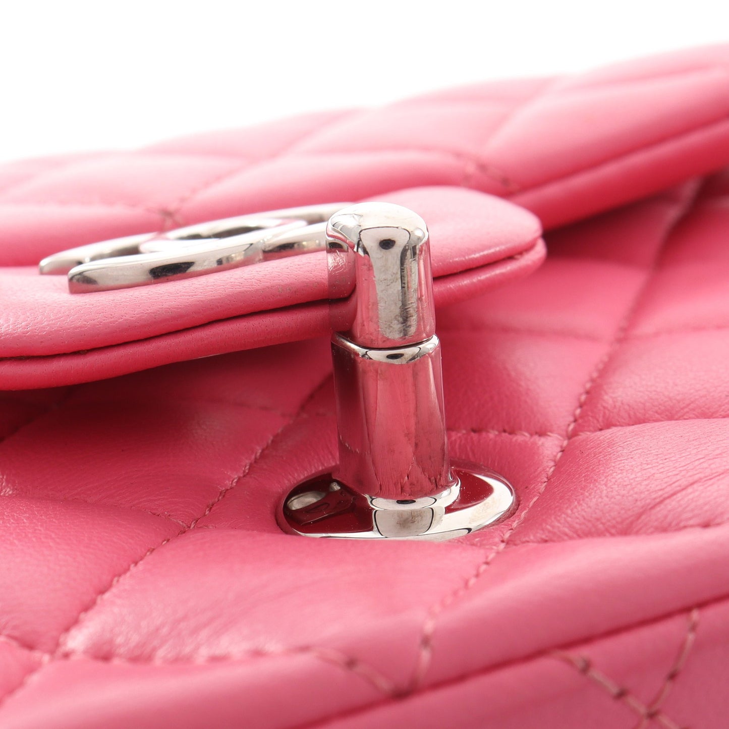 ミニマトラッセ チェーンショルダーバッグ ラムスキン ピンク シルバー金具 シャネル バッグ CHANEL