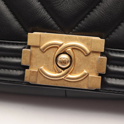 ボーイシャネル チェーンショルダーバッグ ラムスキン ブラック ゴールド金具 シャネル