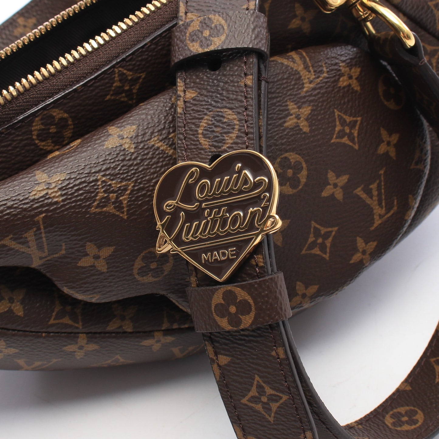 LV × NIGO ダック モノグラム ショルダーバッグ PVC ブラウン ルイヴィトン