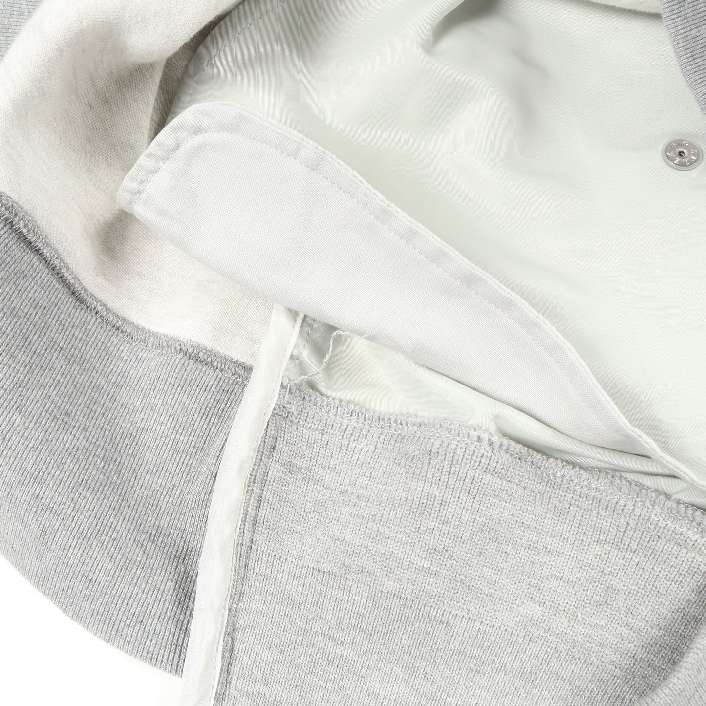 ドッキング プルオーバーパーカー コットン ナイロン ライトグレー サカイ トップス sacai