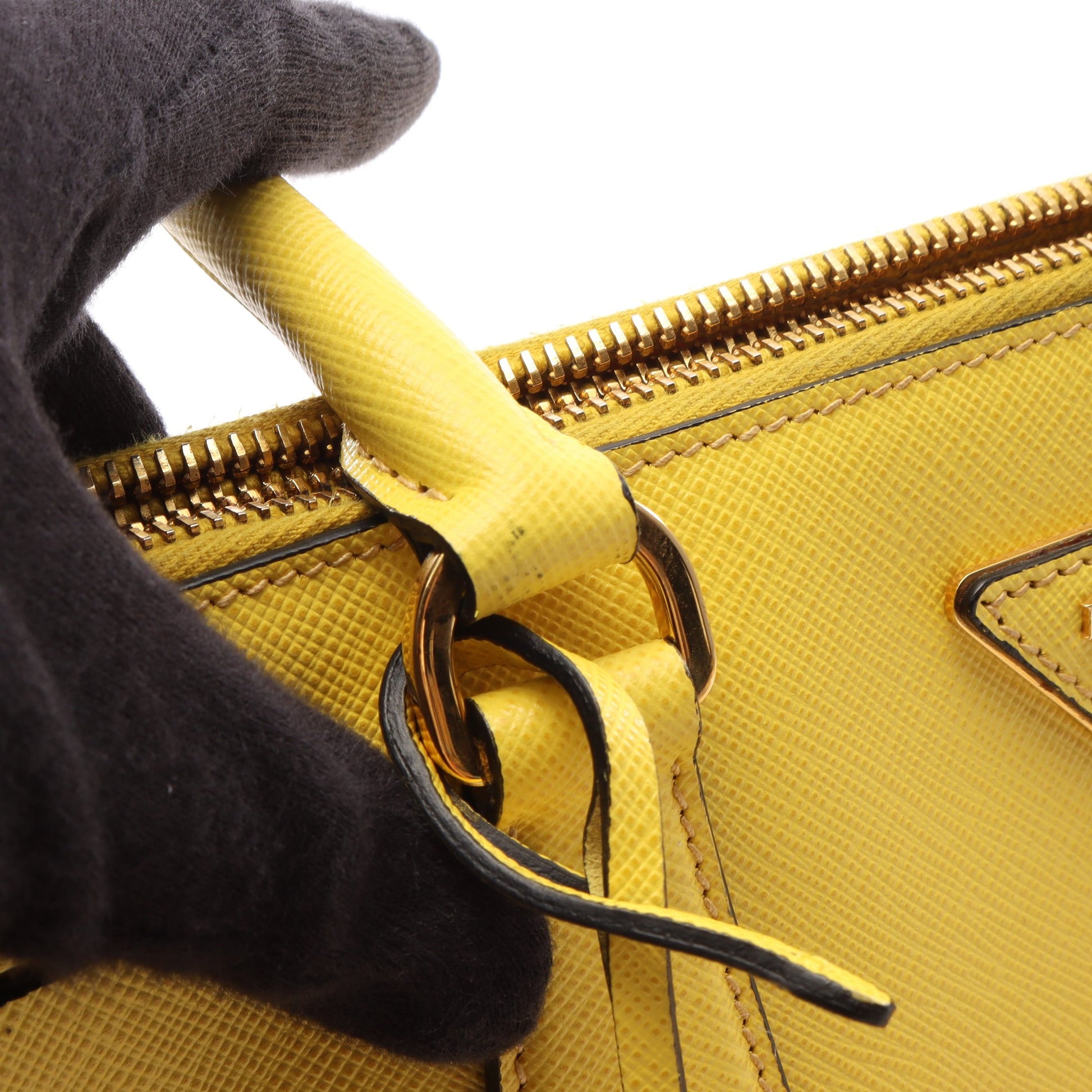 SAFFIANO LUX 2WAY ハンドバッグ トートバッグ サフィアーノレザー イエロー プラダ バッグ PRADA