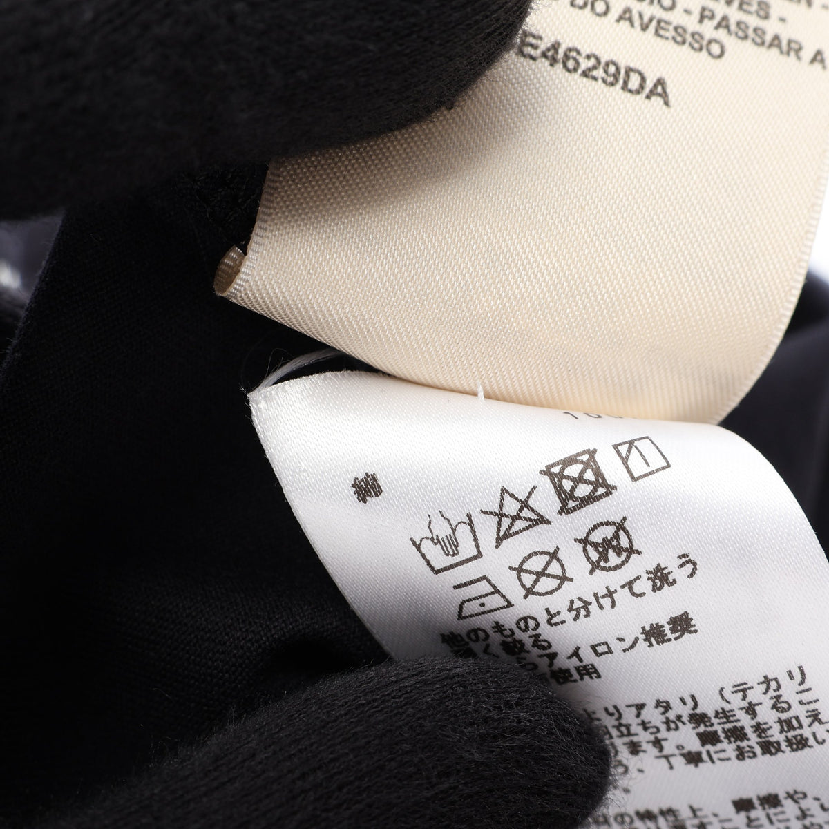 カルトゥッシュ デッラ カヴァッレリア Tシャツ コットン ブラック エルメス