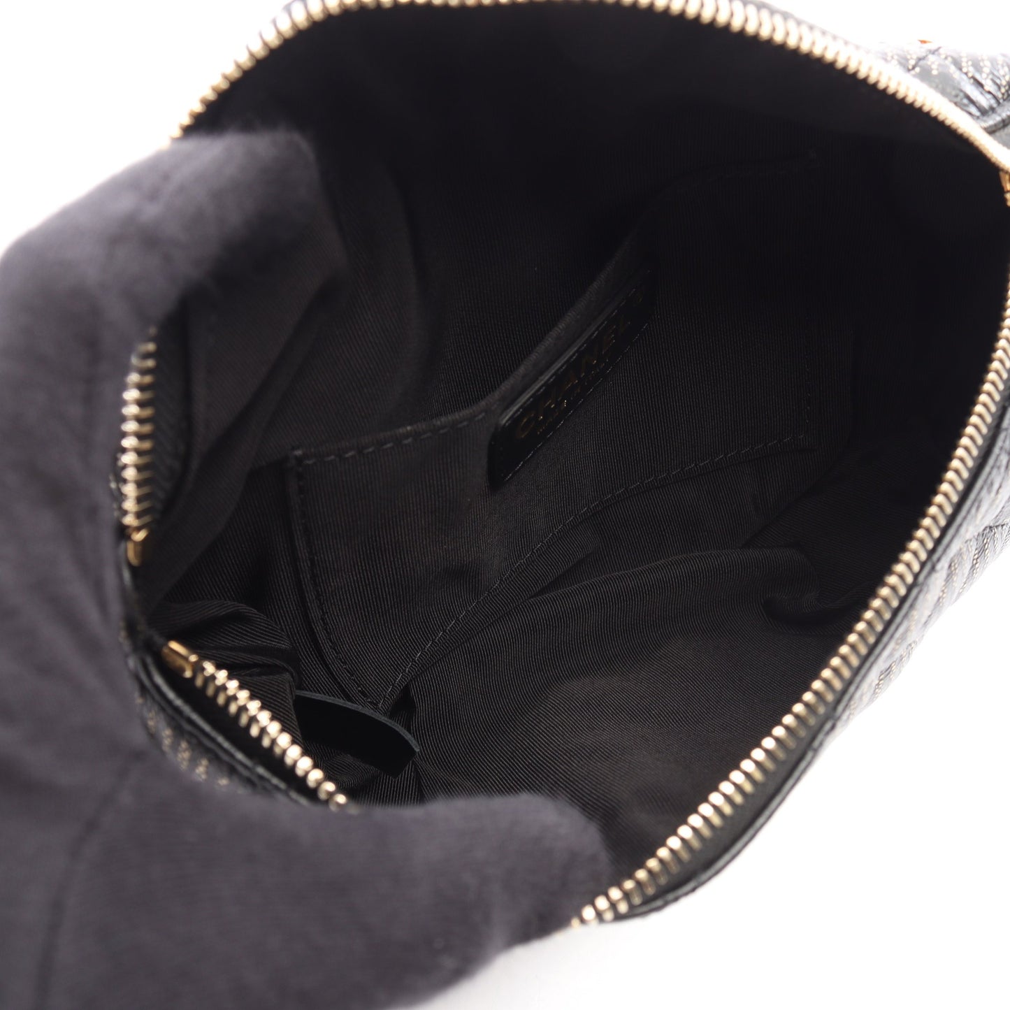 マトラッセ ボディバッグ ウエストバッグ レザー ブラック ゴールド金具 シャネル