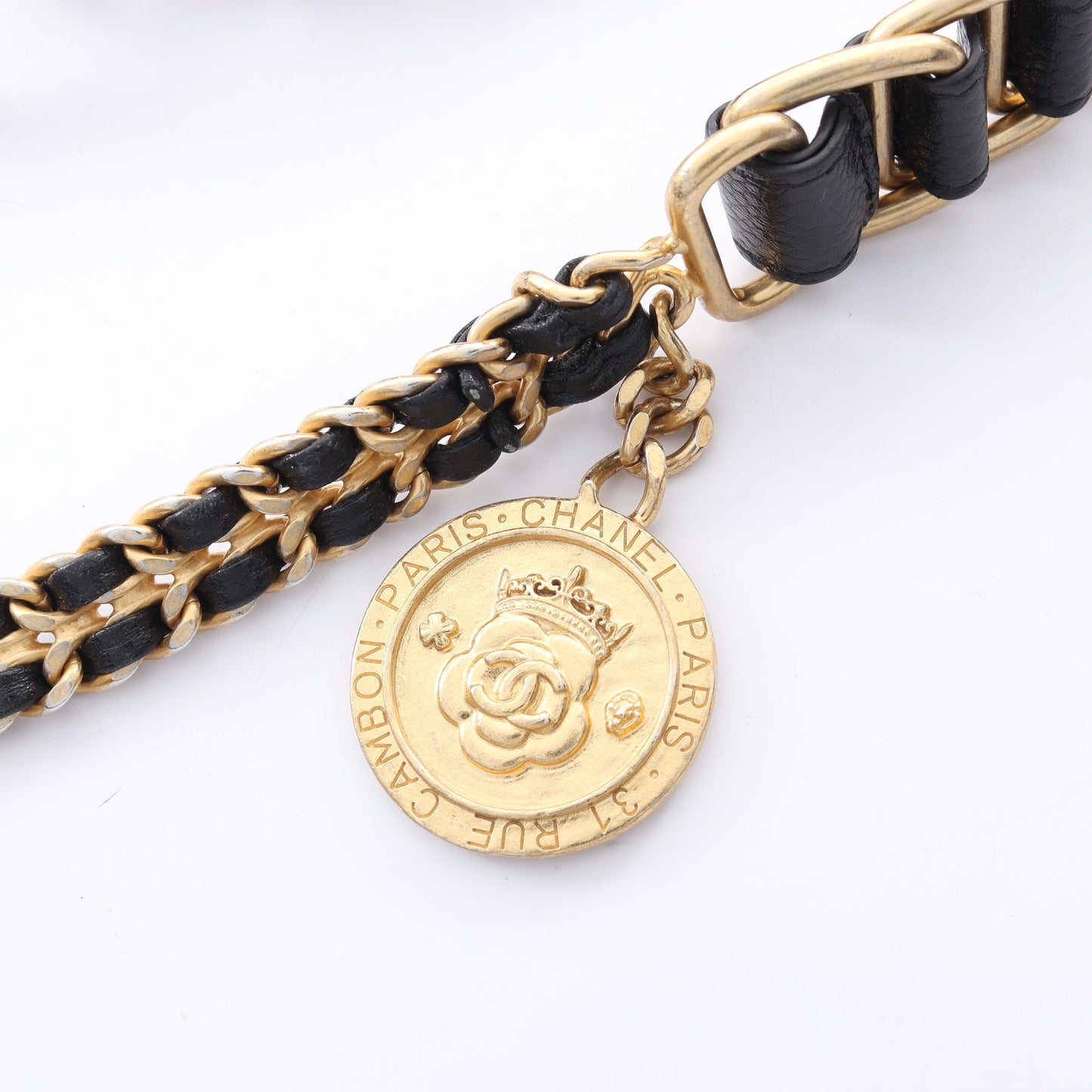 マトラッセ チェーンショルダーバッグ キャビアスキン ブラック ゴールド金具 シャネル バッグ CHANEL