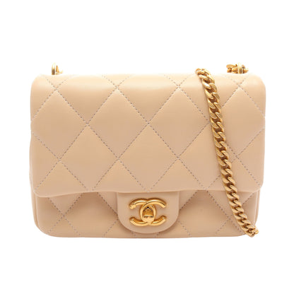 マトラッセ チェーンショルダーバッグ ラムスキン ライトベージュ ゴールド金具 シャネル バッグ CHANEL