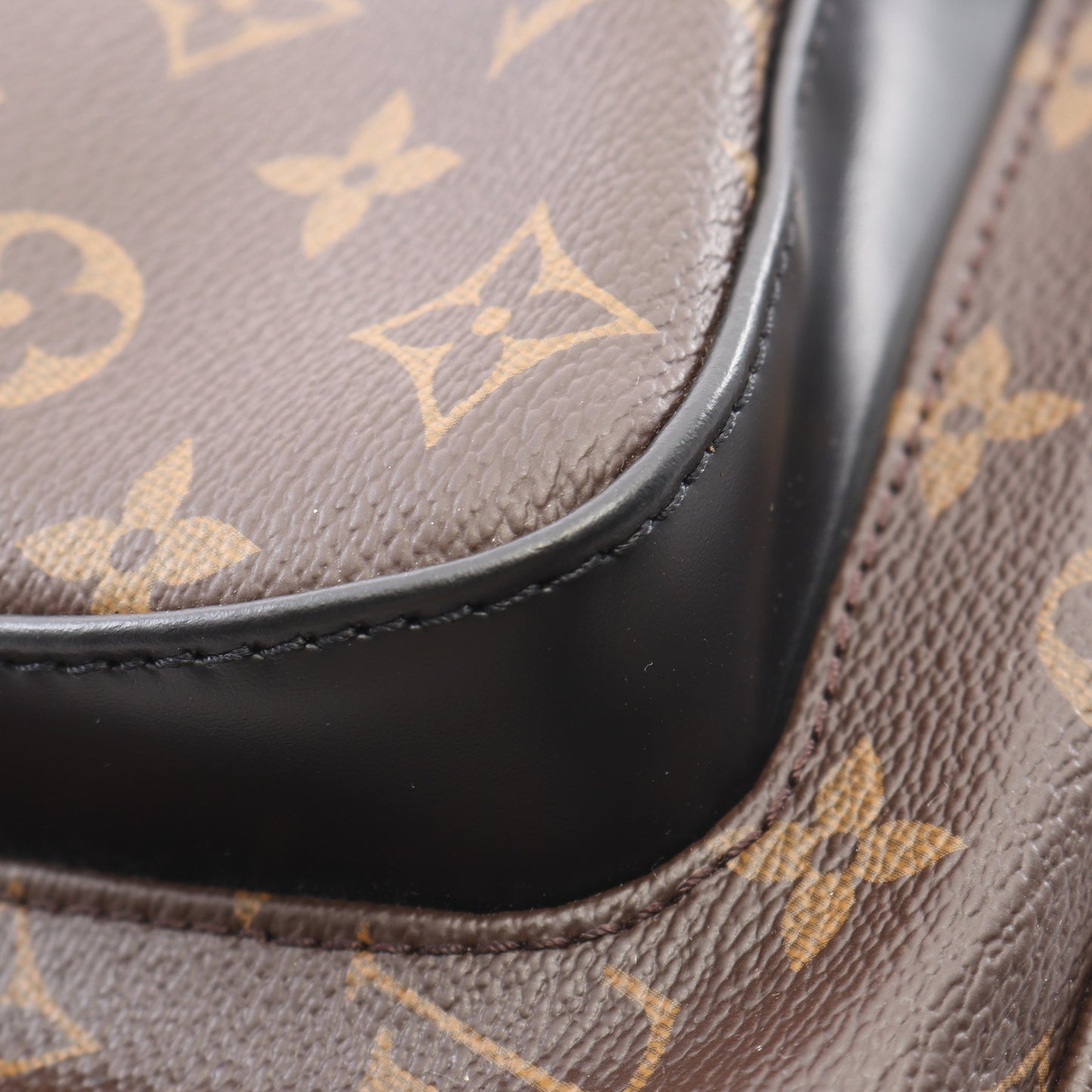 ジョッシュ モノグラムマカサー バックパック リュックサック PVC レザー ブラウン ブラック ルイヴィトン バッグ LOUIS VUITTON