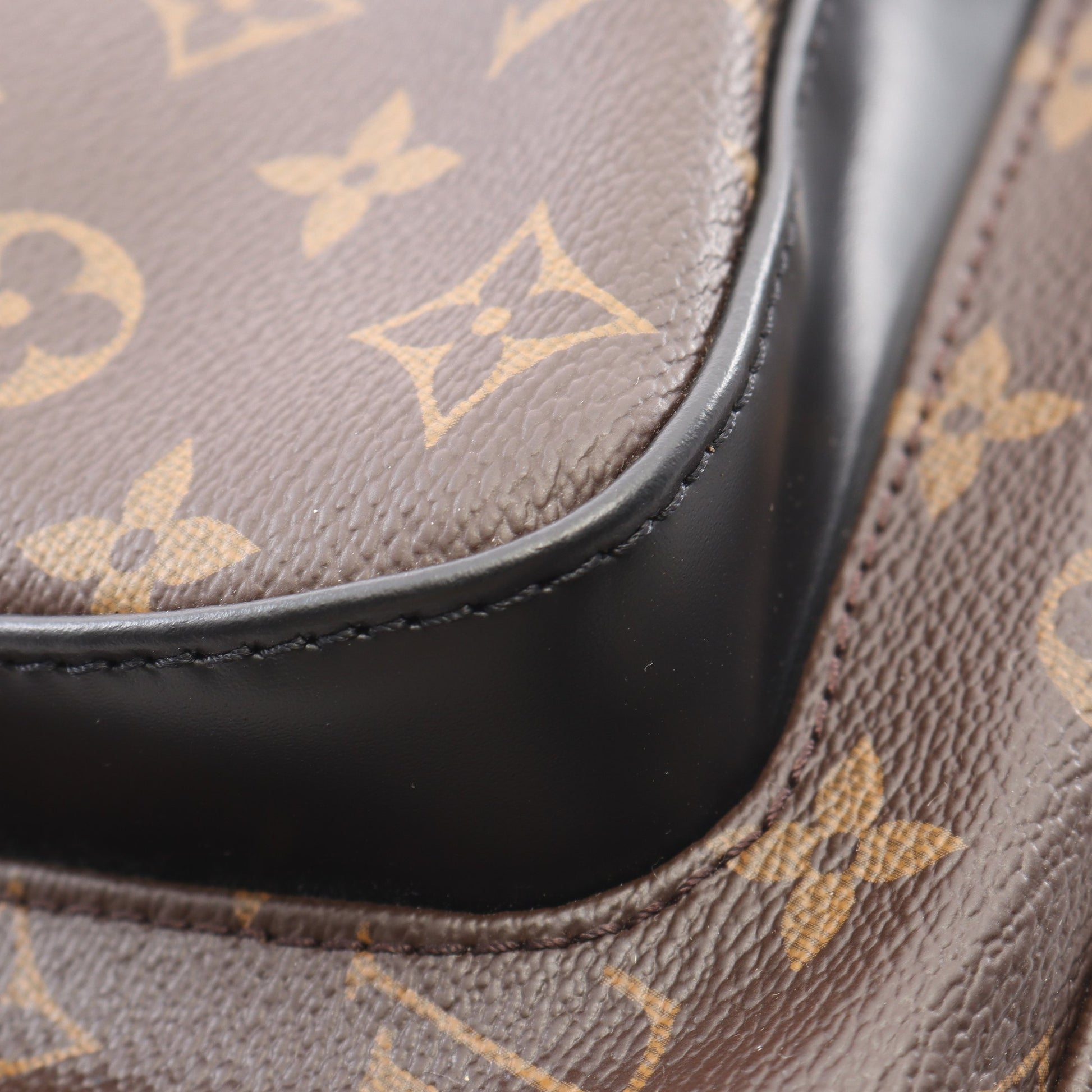 ジョッシュ モノグラムマカサー バックパック リュックサック PVC レザー ブラウン ブラック ルイヴィトン バッグ LOUIS VUITTON