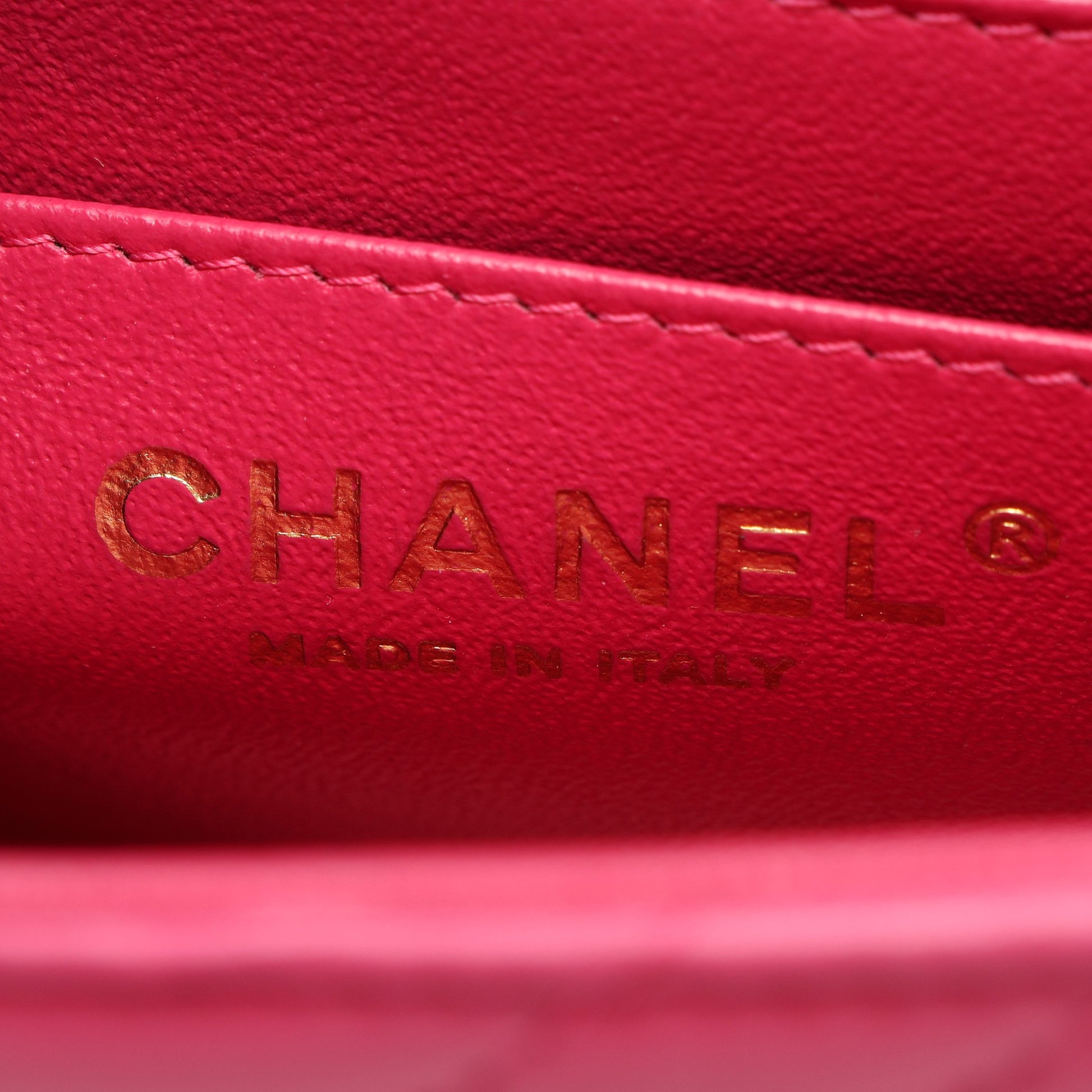 ミニマトラッセ チェーンショルダーバッグ ラムスキン ピンク ゴールド金具 シャネル バッグ CHANEL