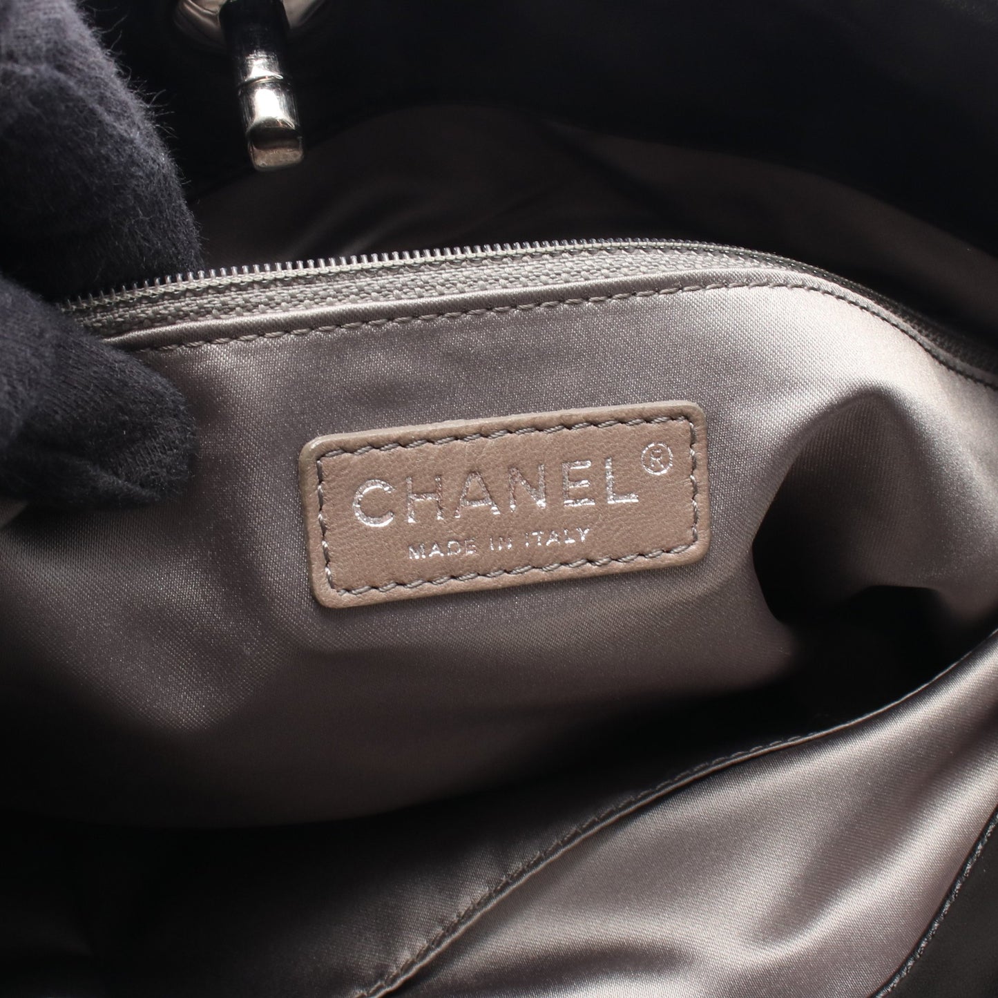 チェーンショルダーバッグ チェーントートバッグ ラムスキン ブラック シルバー金具 シャネル バッグ CHANEL