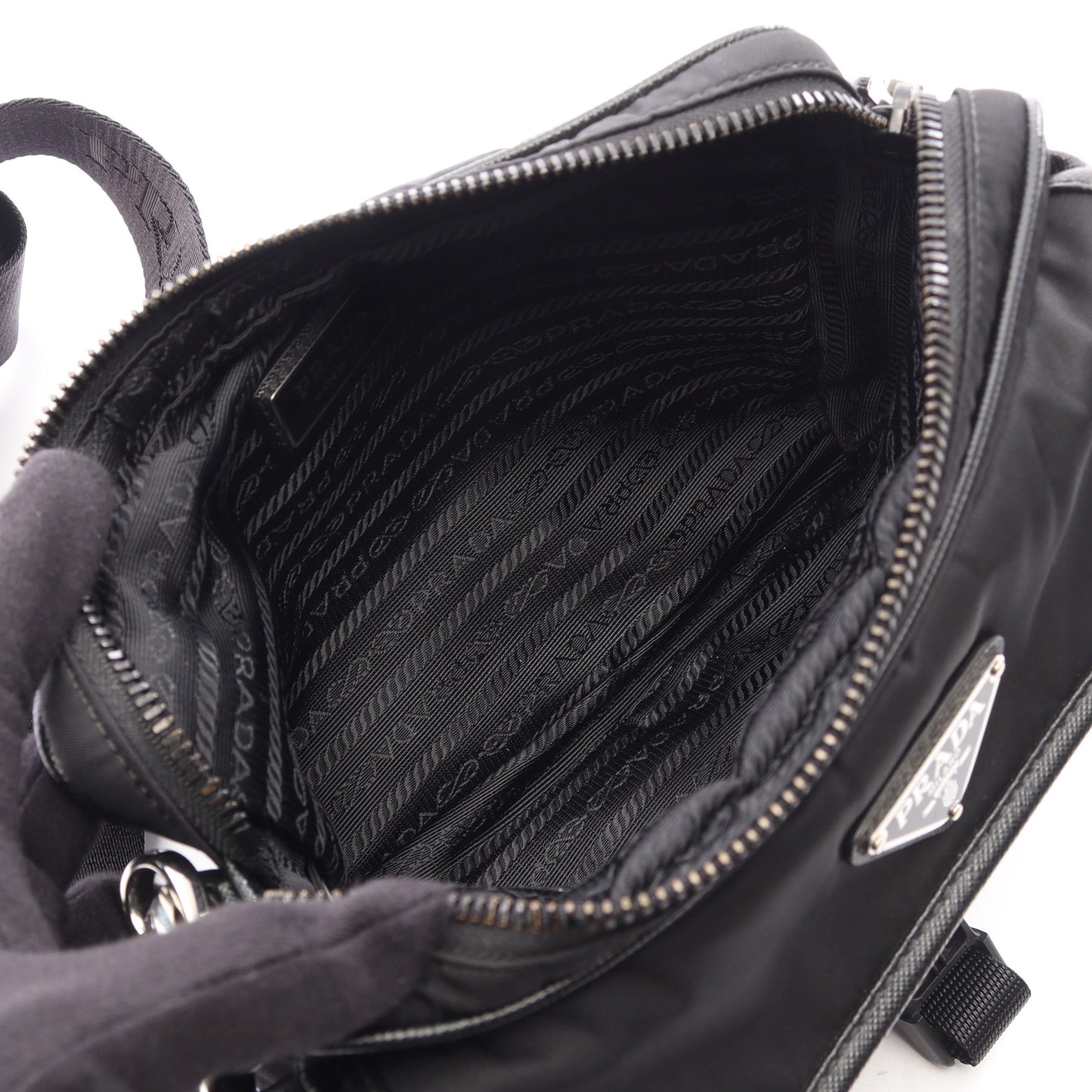 Re-Nylon ショルダーバッグ ナイロン サフィアーノレザー ブラック プラダ