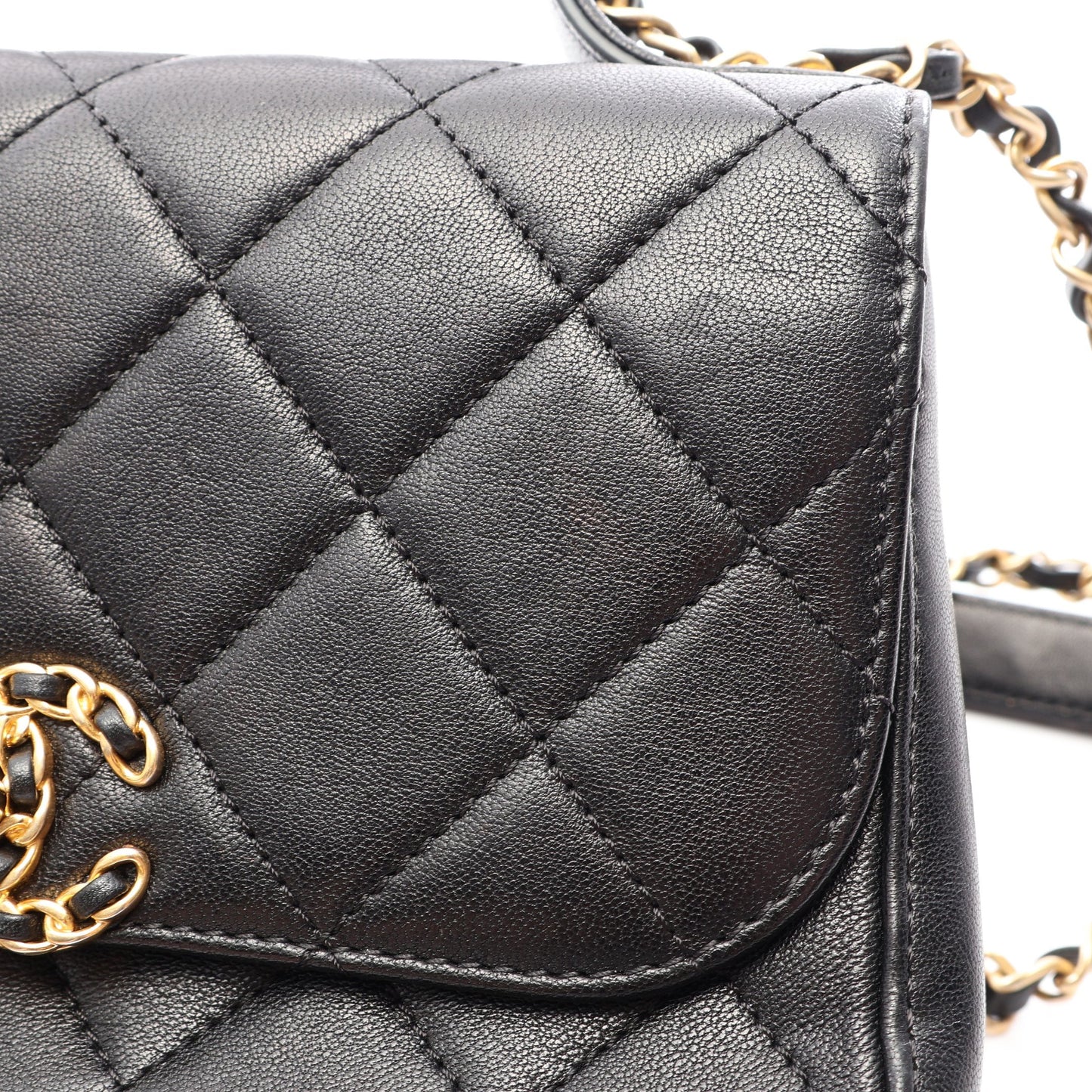 CHANEL19 マトラッセ トップハンドル 2WAY チェーンショルダーバッグ ラムスキン ブラック ゴールド金具 シャネル