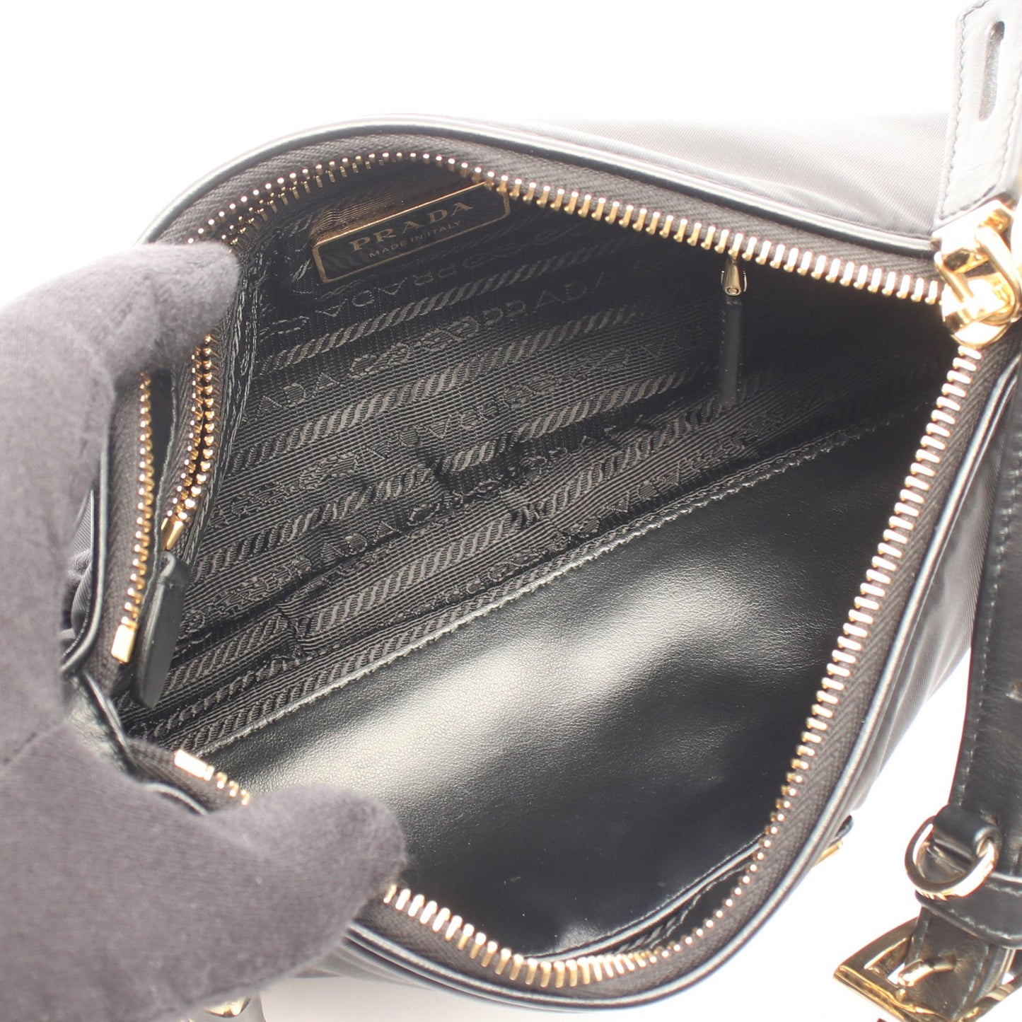 Re-Nylon TESSUTO＋VITELLO ショルダーバッグ ナイロン レザー ブラック プラダ