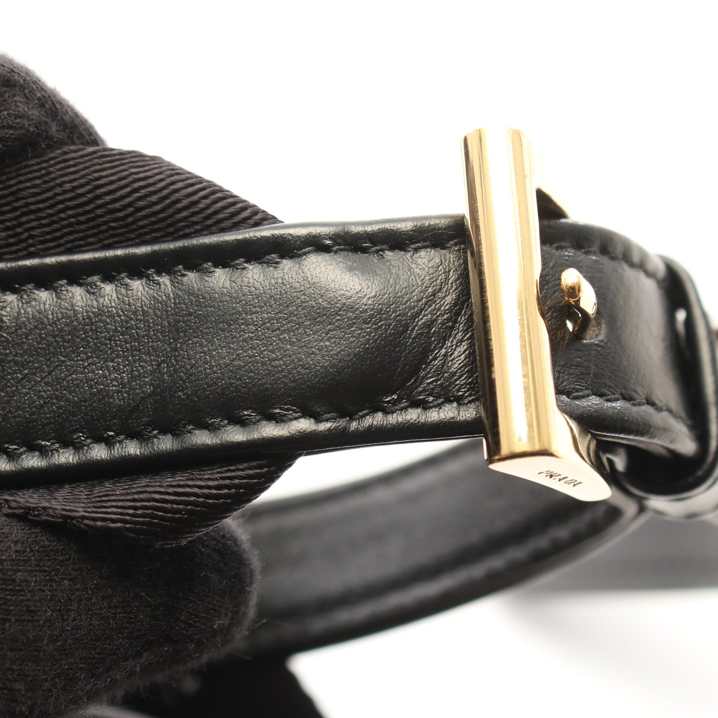 Re-Nylon TESSUTO＋VITELLO ショルダーバッグ ナイロン レザー ブラック プラダ