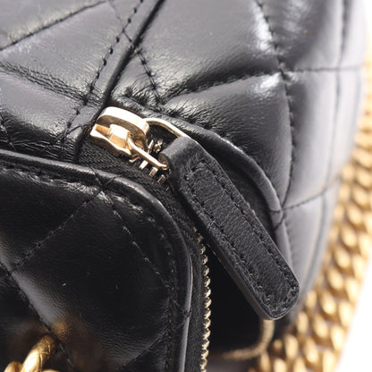 マトラッセ バニティ チェーンショルダーバッグ ラムスキン ブラック ゴールド金具 シャネル バッグ CHANEL