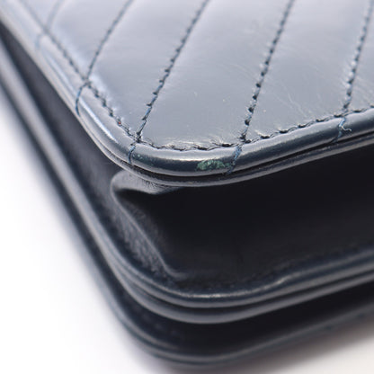 ココボーイ チェーンウォレット ラムスキン ネイビー シルバー金具 シャネル