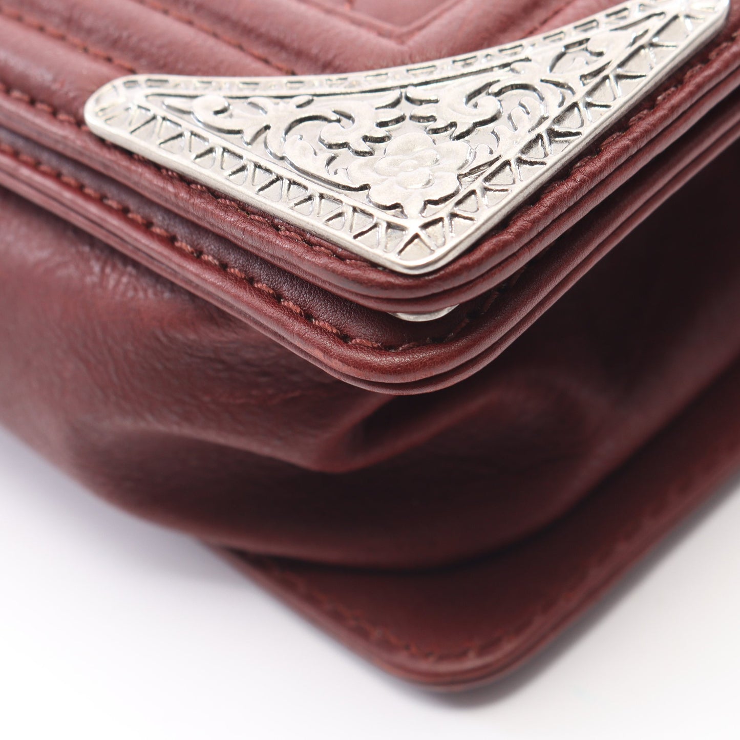 ボーイシャネル チェーンショルダーバッグ レザー ボルドー シルバー金具 シャネル