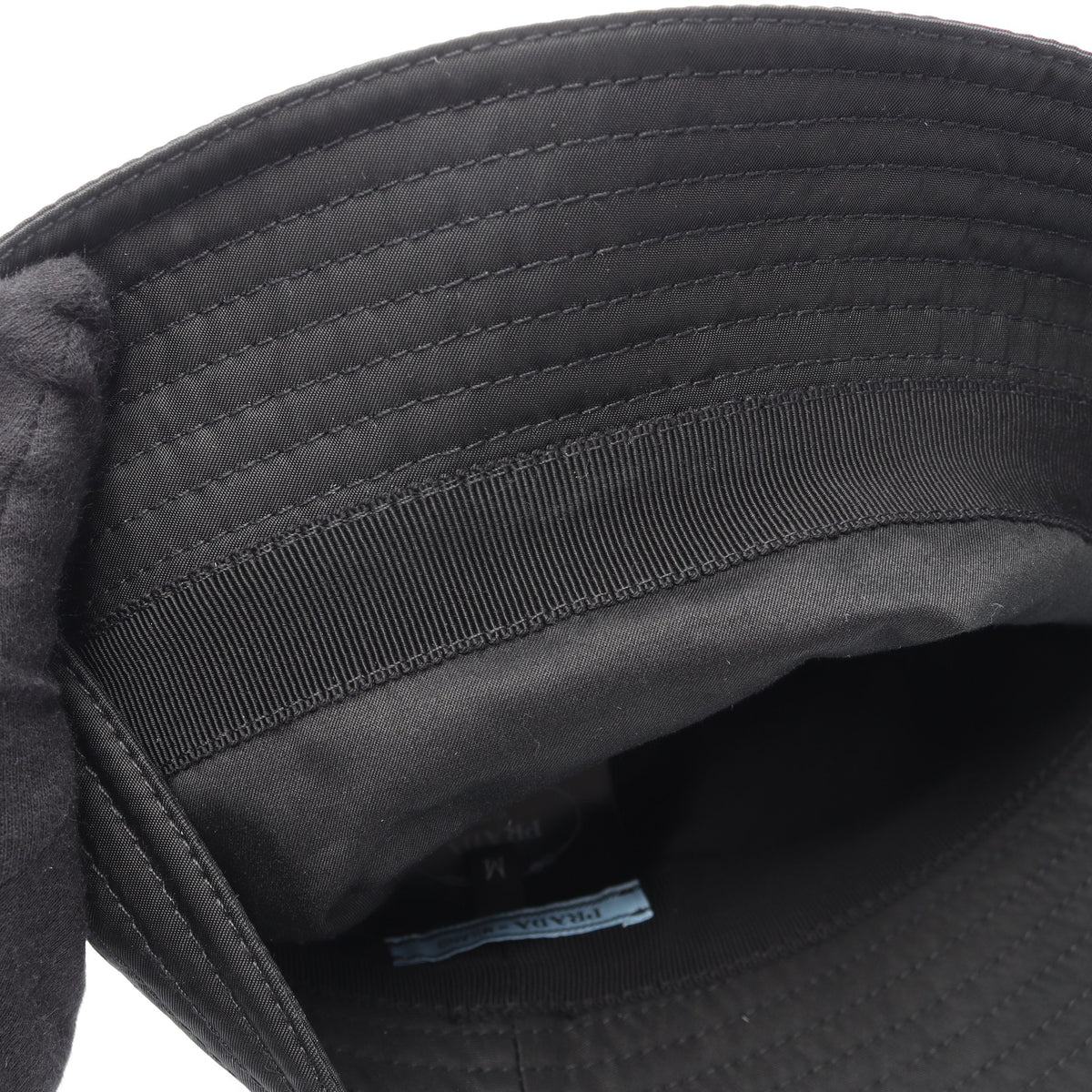 Re-Nylon トライアングルロゴ バケット ハット ナイロン ブラック プラダ