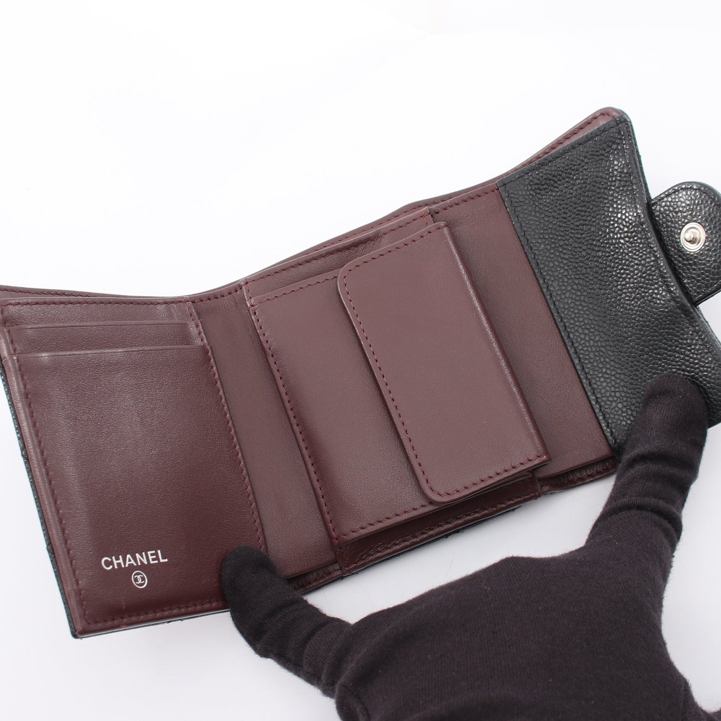 マトラッセ スモールウォレット 三つ折り財布 キャビアスキン ブラック シルバー金具 シャネル