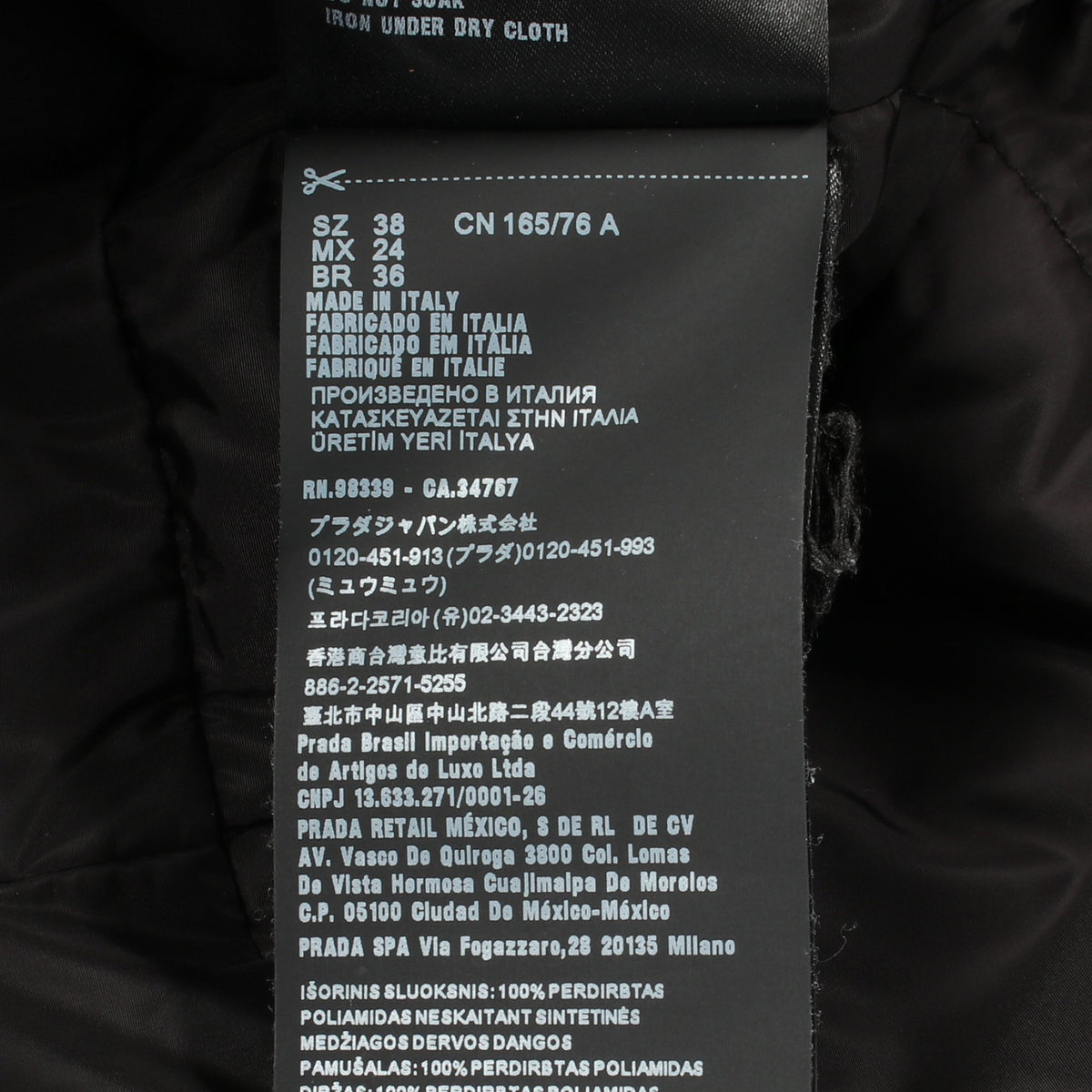 Re-Nylon トライアングルロゴ フード付き ダウンコート ナイロン ブラック プラダ