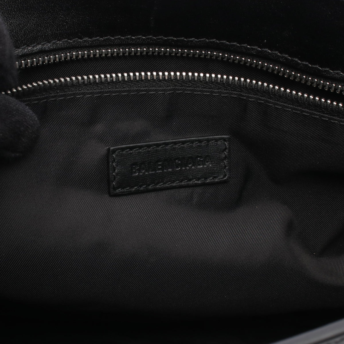 GRUNGY MESSENGER ミディアム ショルダーバッグ レザー ブラック バレンシアガ