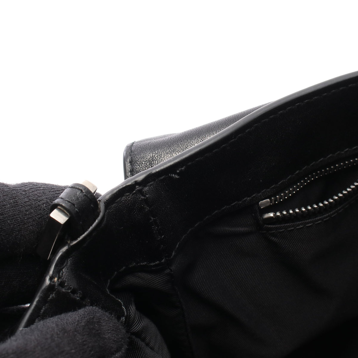 GRUNGY MESSENGER ミディアム ショルダーバッグ レザー ブラック バレンシアガ