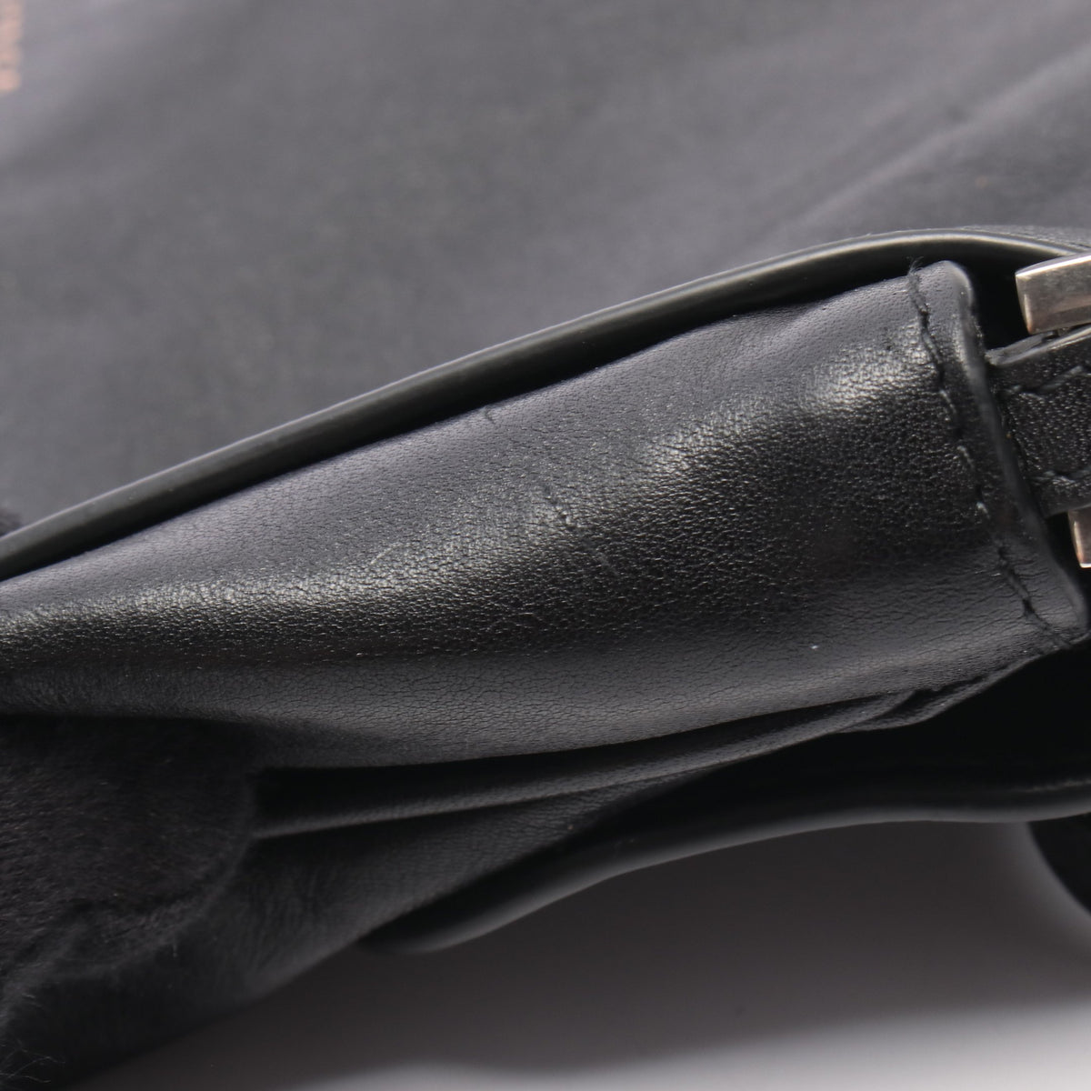 GRUNGY MESSENGER ミディアム ショルダーバッグ レザー ブラック バレンシアガ