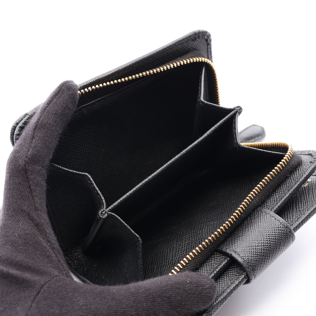 SAFFIANO TRIANGOLO 二つ折り財布 サフィアーノレザー ブラック プラダ