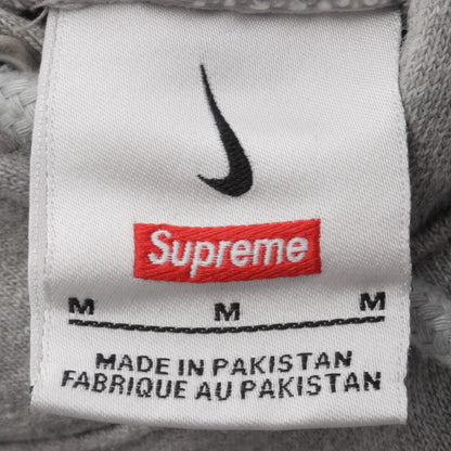 Supreme × NIKE アームロゴ刺繍 プルオーバーパーカー コットン グレー シュプリーム