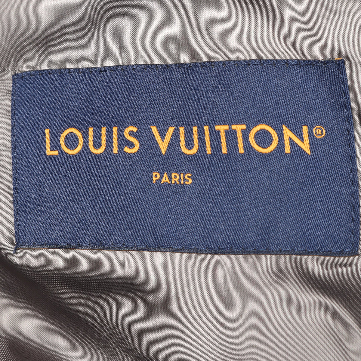 LV エンブロイダリー オーバーサイズ フード付き ボンバージャケット ナイロン グレーブラウン ルイヴィトン