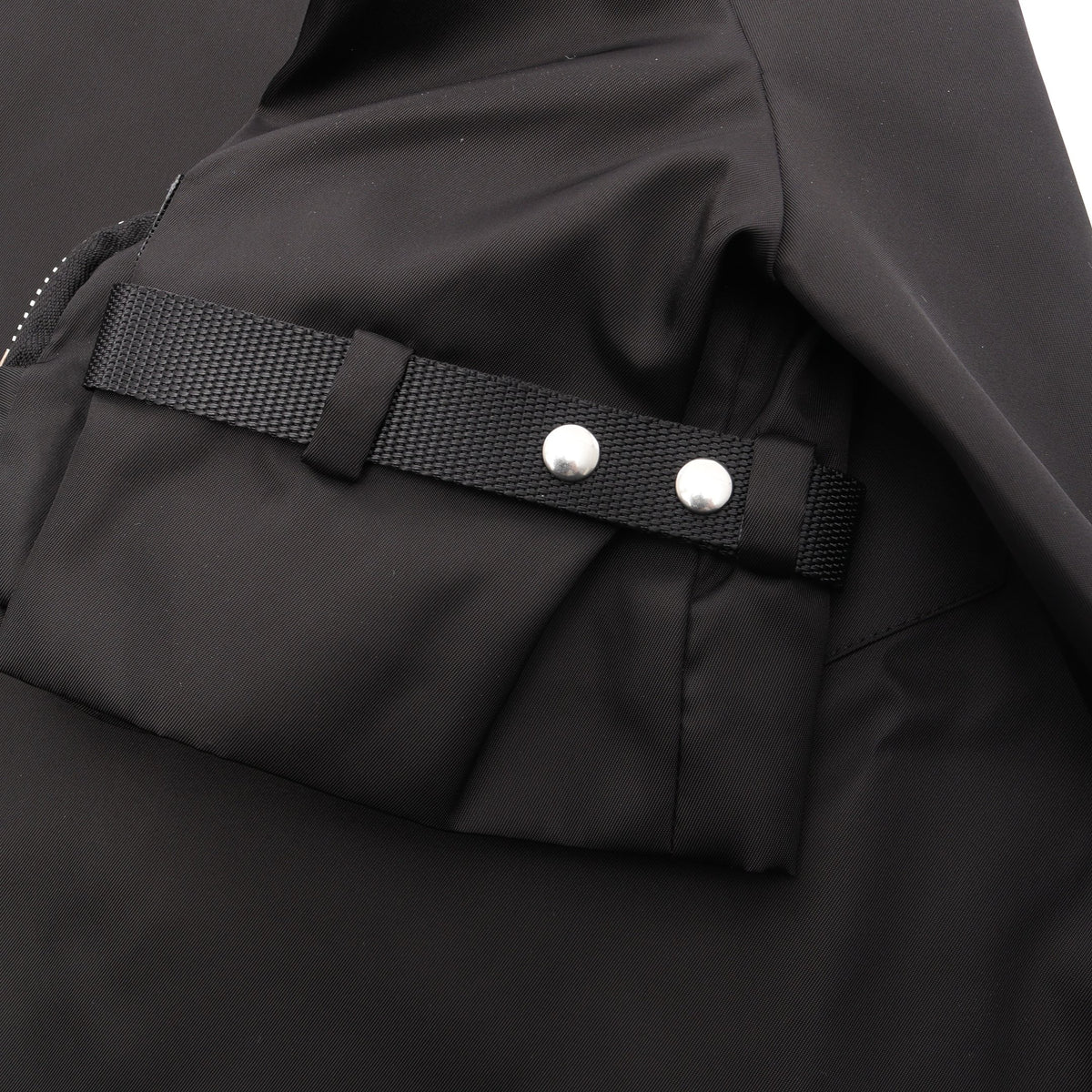Re-Nylon ワンピース ナイロン ブラック プラダ